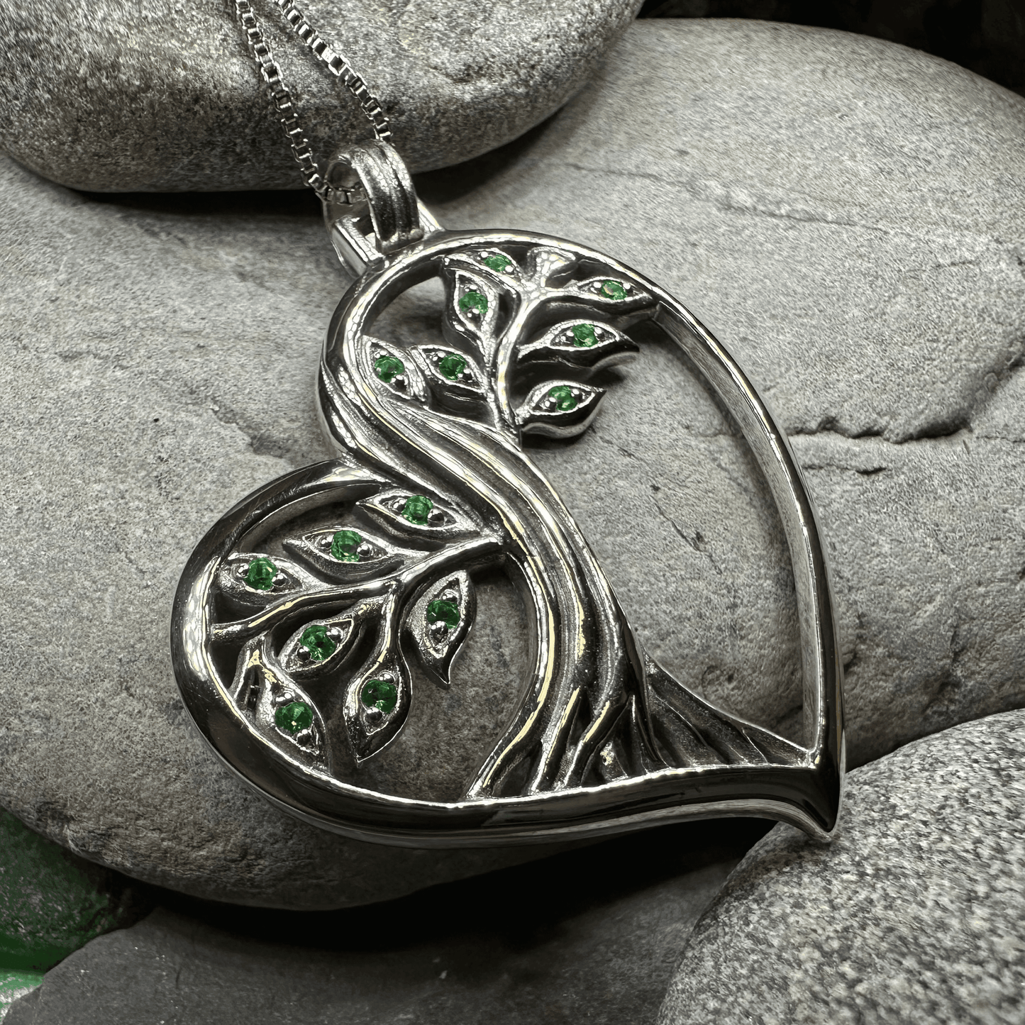 Lyssie Tree of Life Necklace - 18