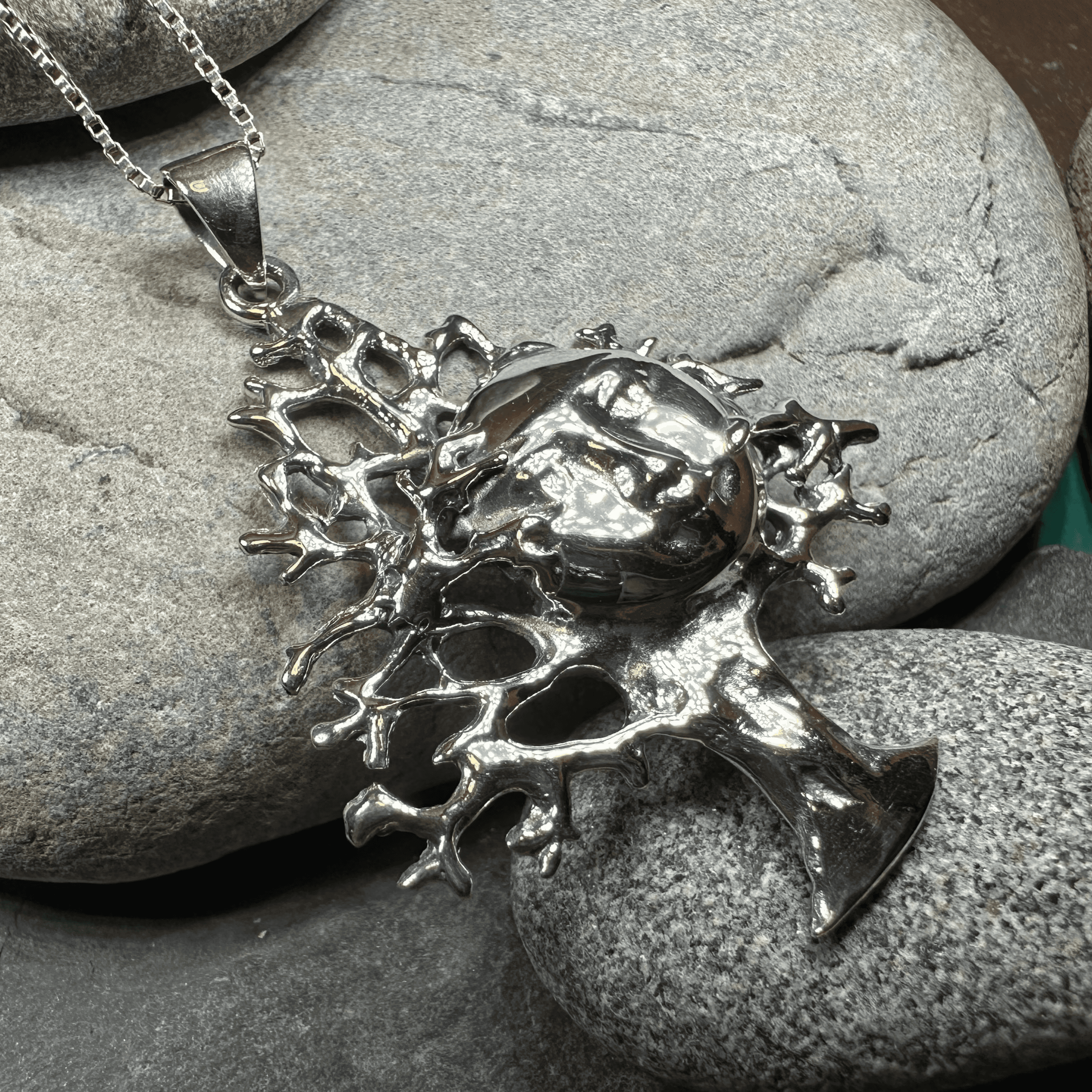 Annea Tree of Life Necklace - 18