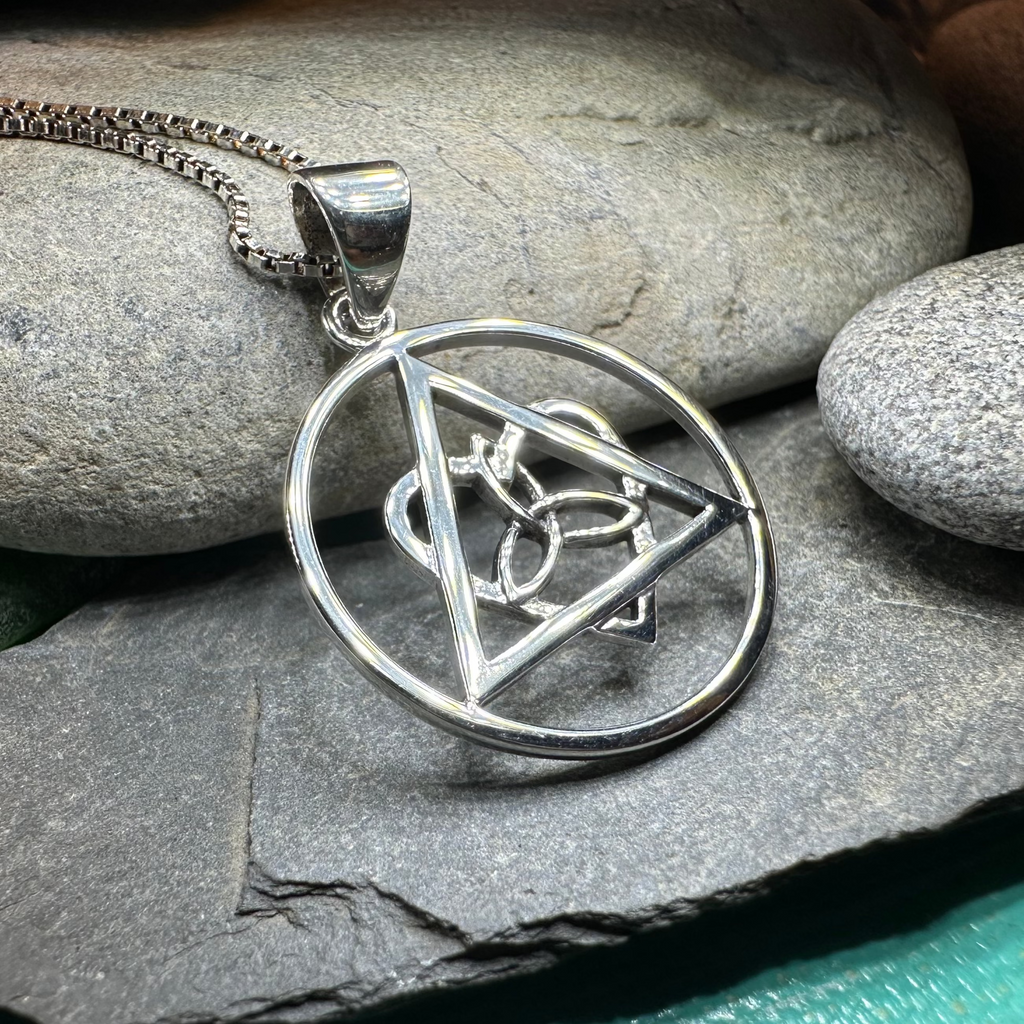 Celtic Trinity Knot AA Sobriety Necklace