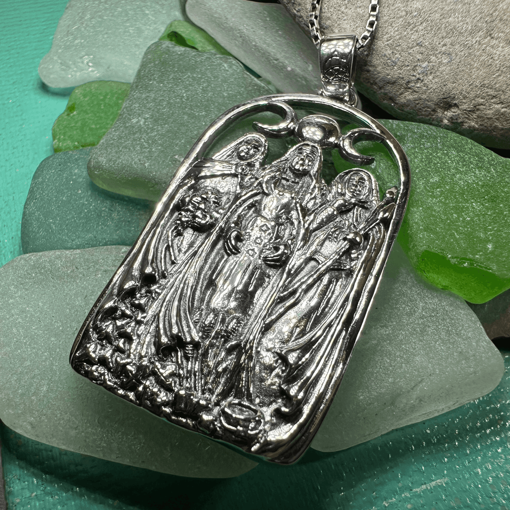 Hecate Triple Goddess Necklace - 18