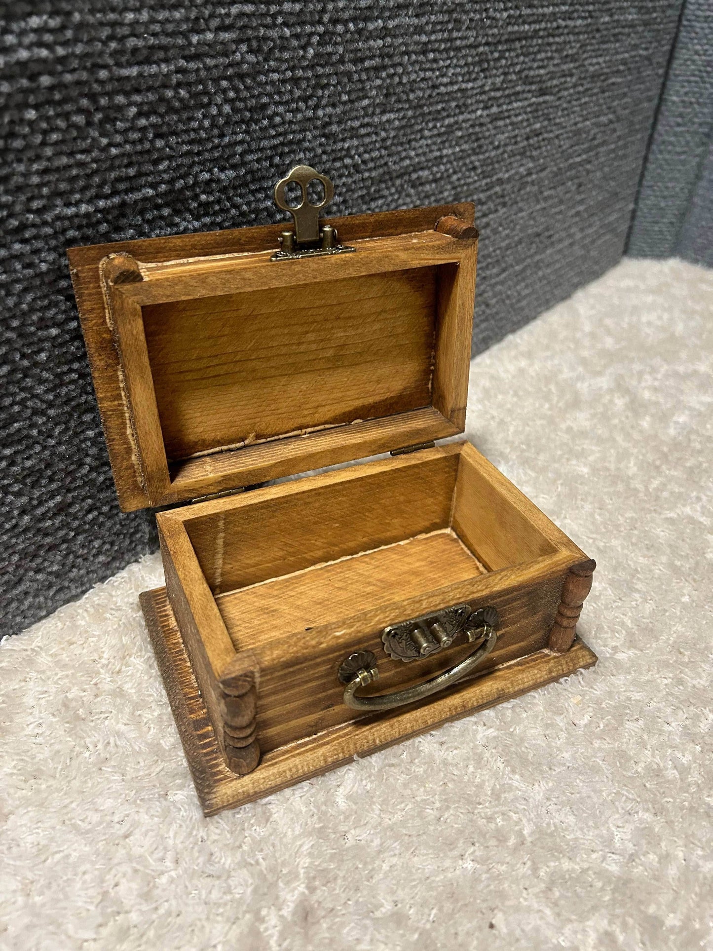 Grogu Mandalorian Box - 