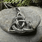 Dayton Trinity Knot Necklace - 18