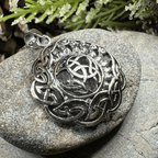 Sun Knot Necklace - 18