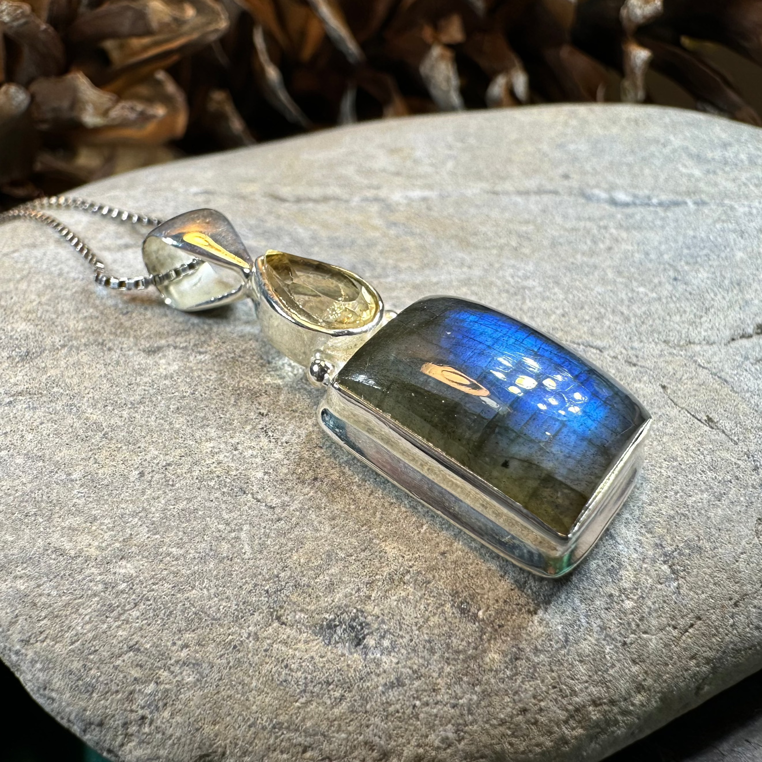 Briony Labradorite Necklace