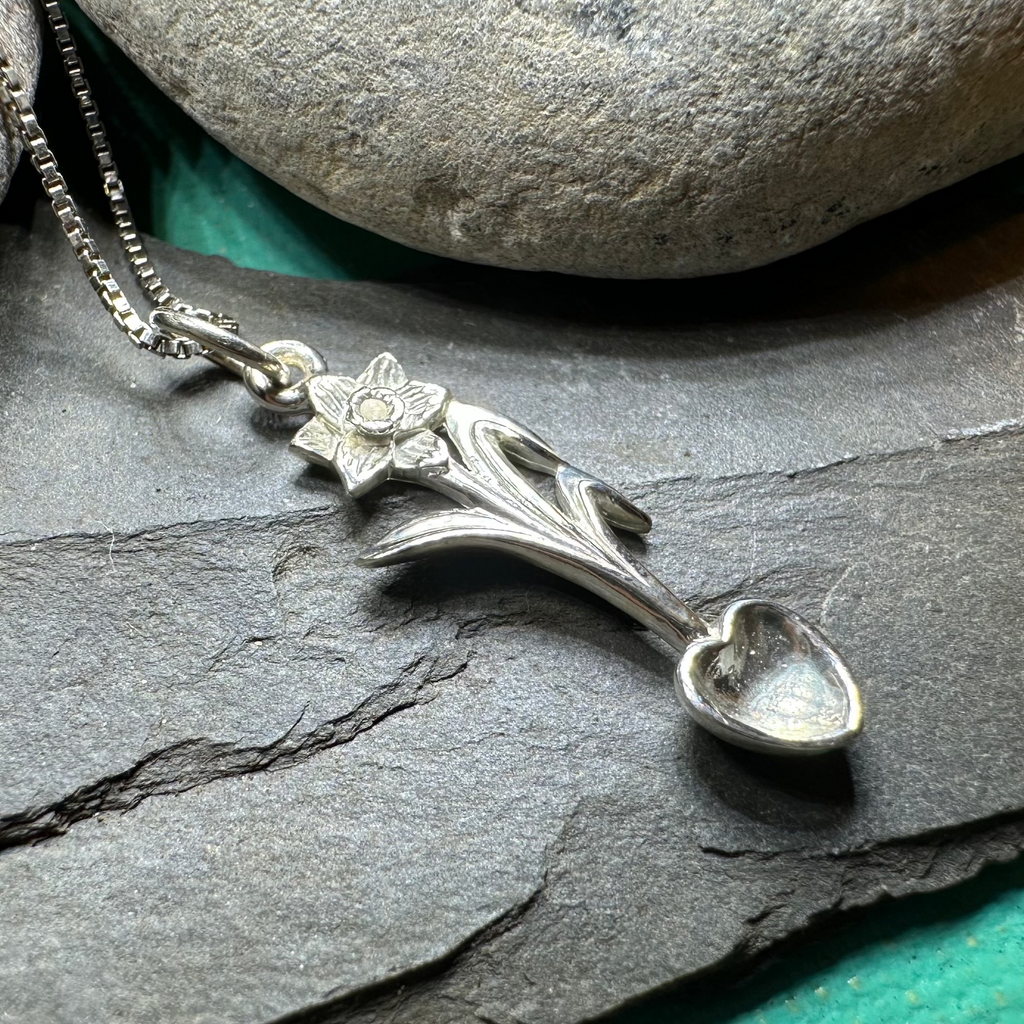 Welsh Daffodil Love Spoon Necklace