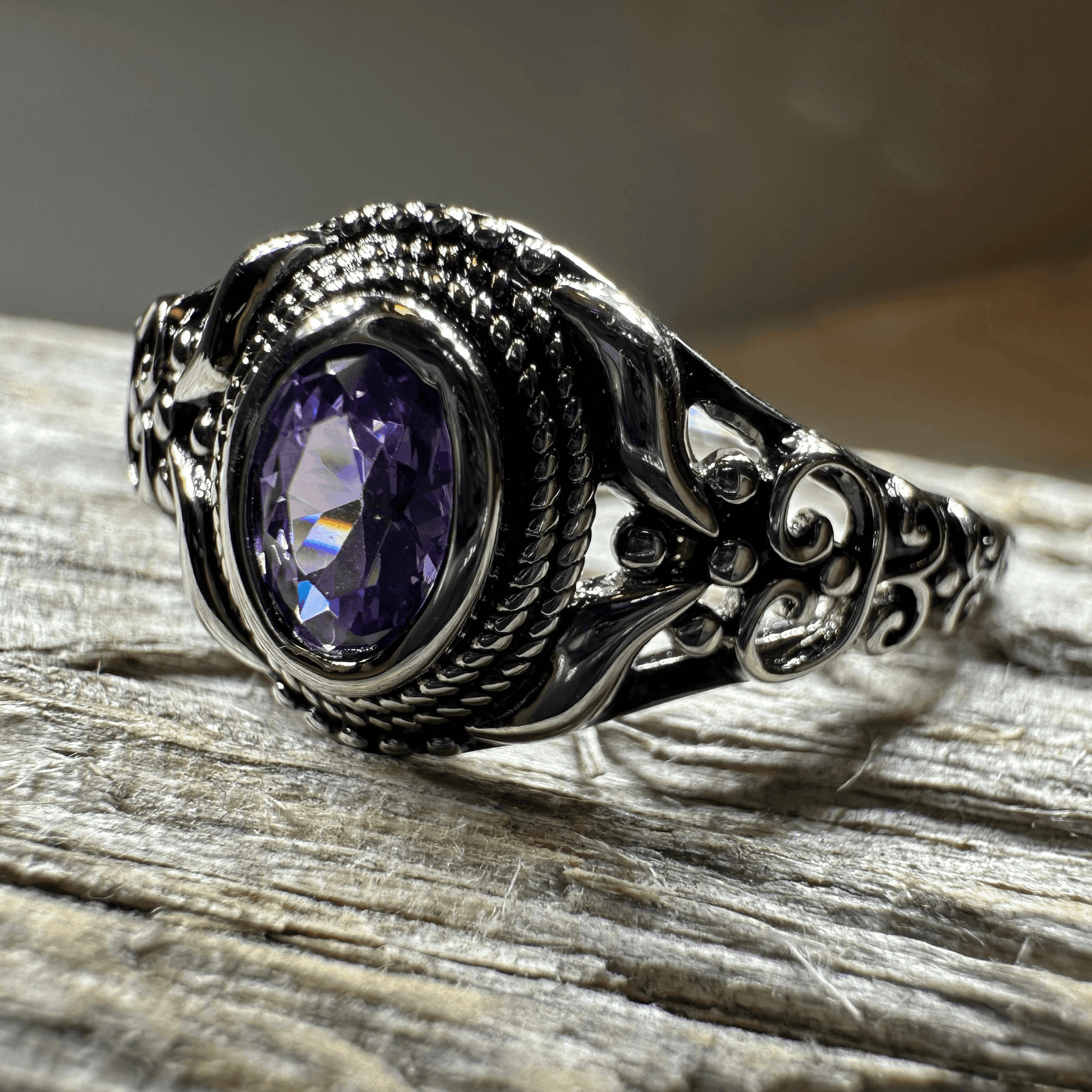 Romantic Celtic Knot Ring - 4 / Amethyst