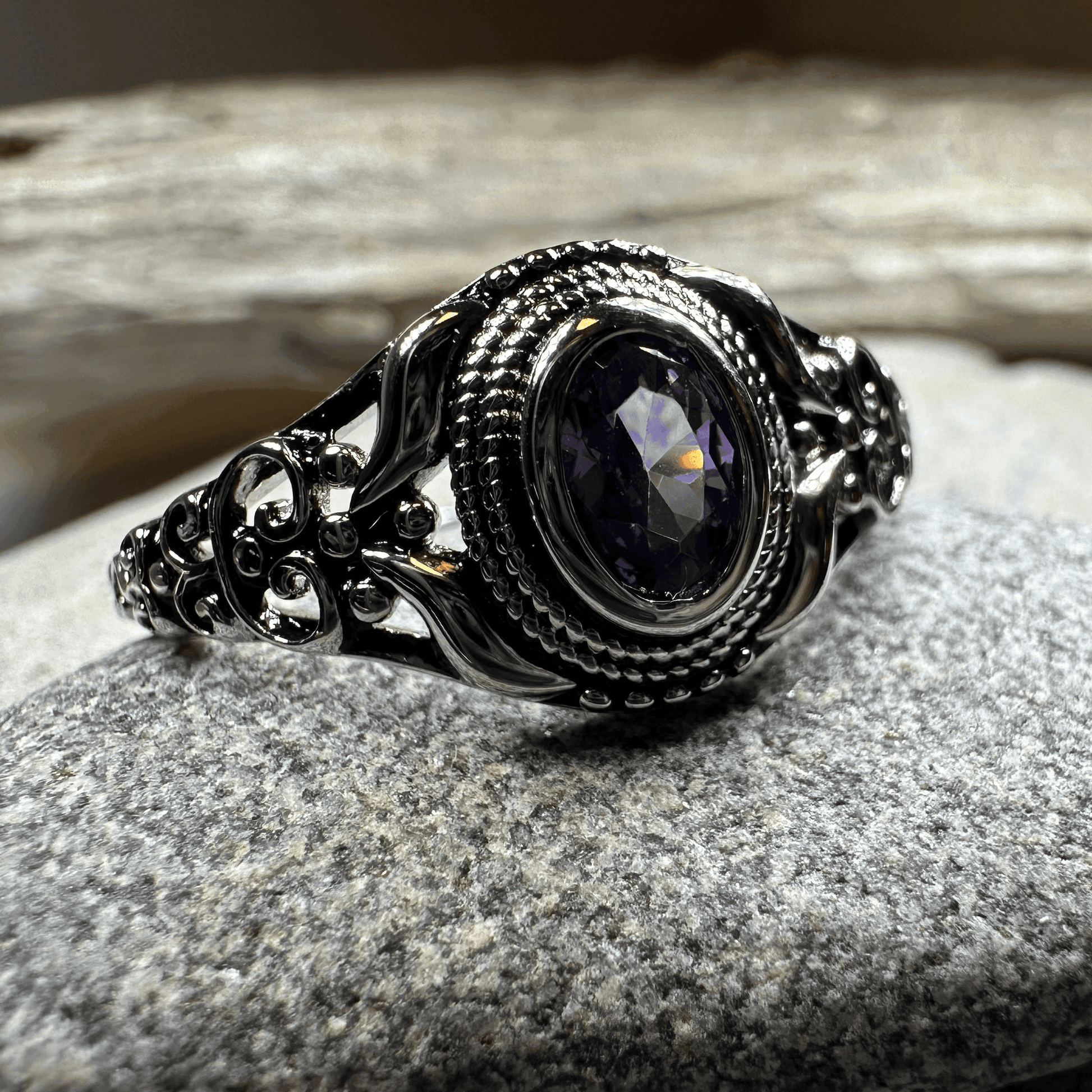 Romantic Celtic Knot Ring - 4 / Amethyst