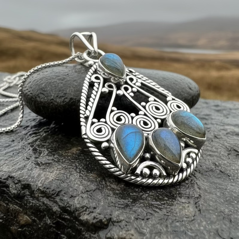 Sechnall Celtic Spiral Necklace