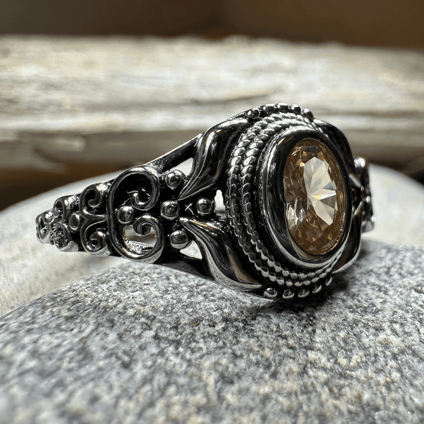 Romantic Celtic Knot Ring - 4 / Amethyst