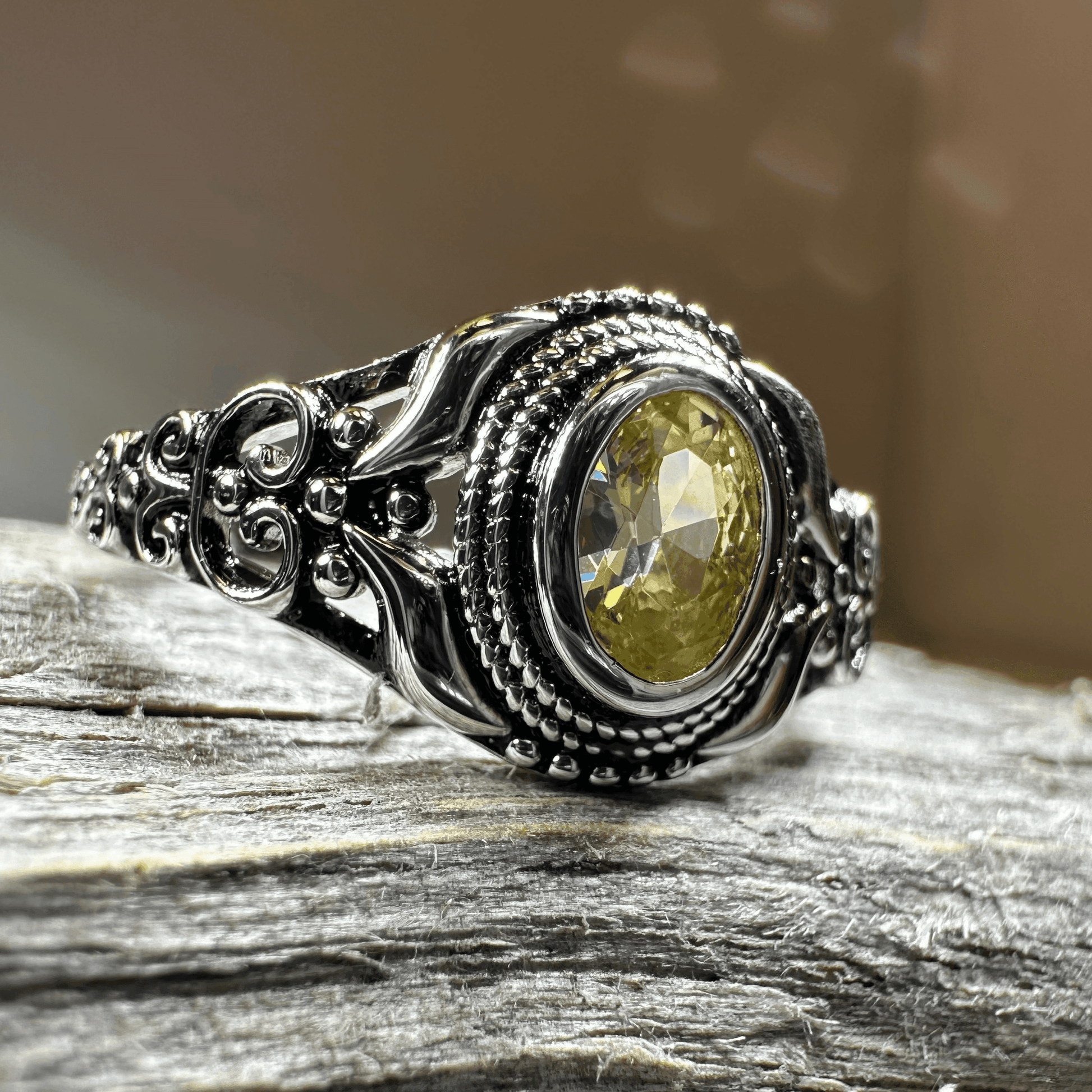 Romantic Celtic Knot Ring - 4 / Amethyst