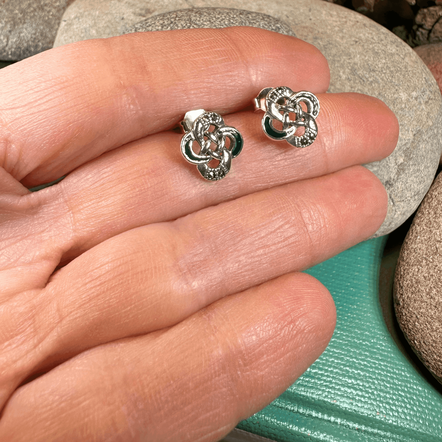 Lark Dara Knot Stud Earrings - 