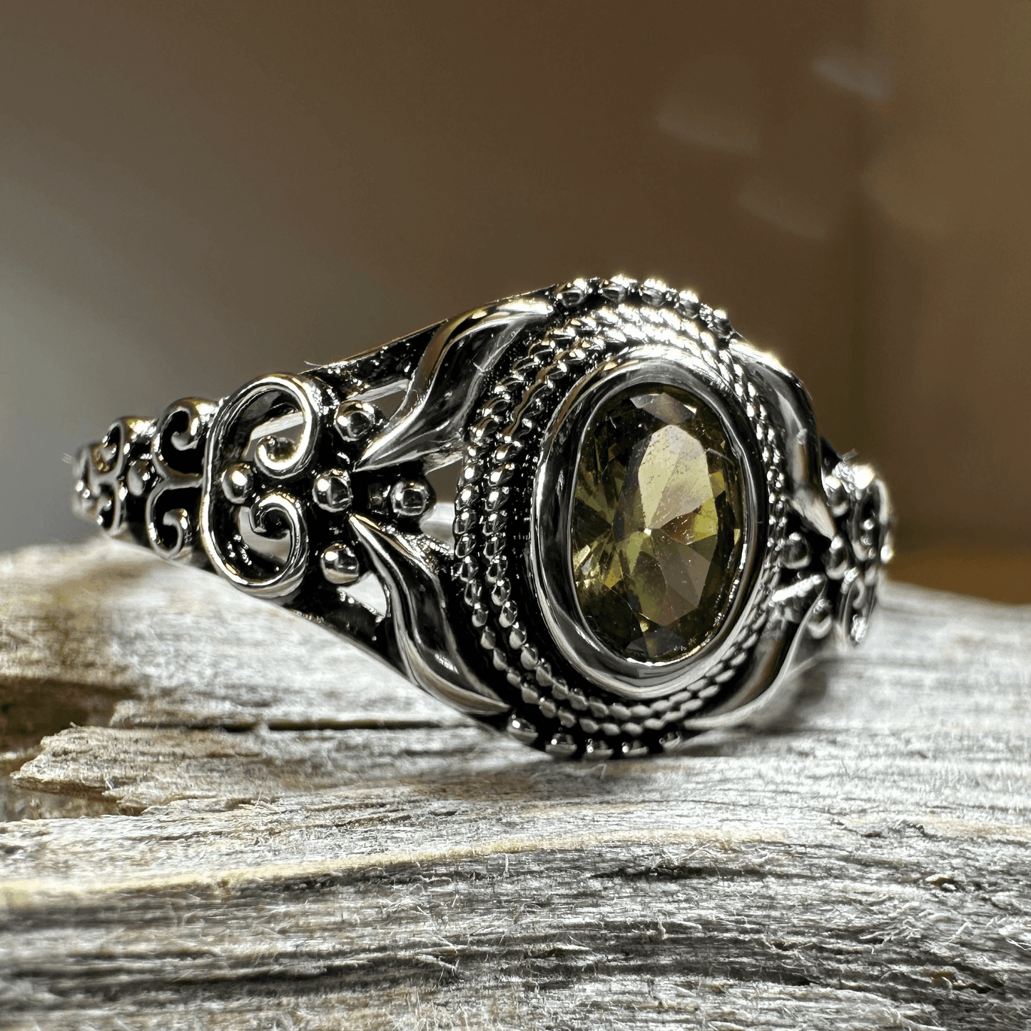 Romantic Celtic Knot Ring - 4 / Amethyst