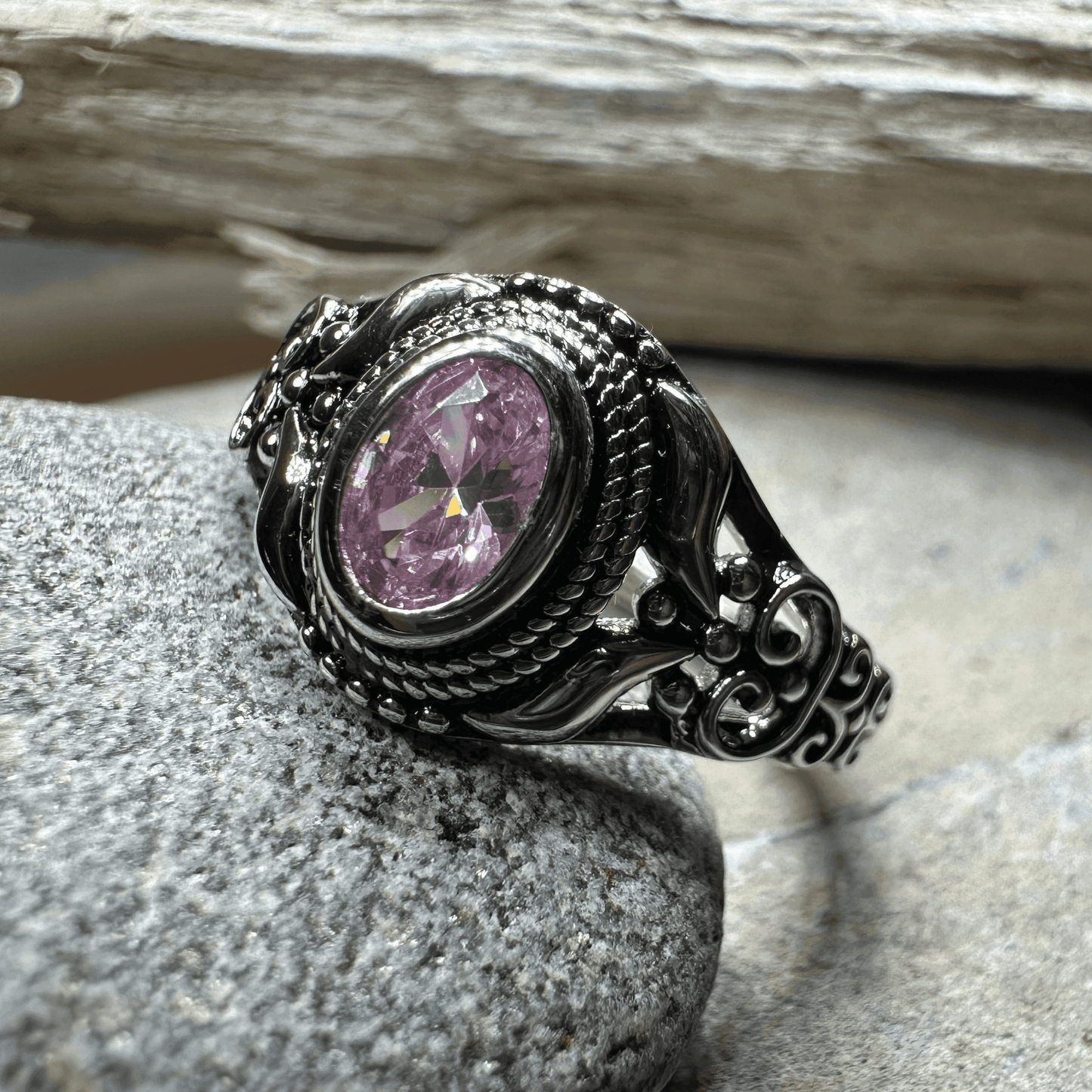 Romantic Celtic Knot Ring - 4 / Pink Topaz