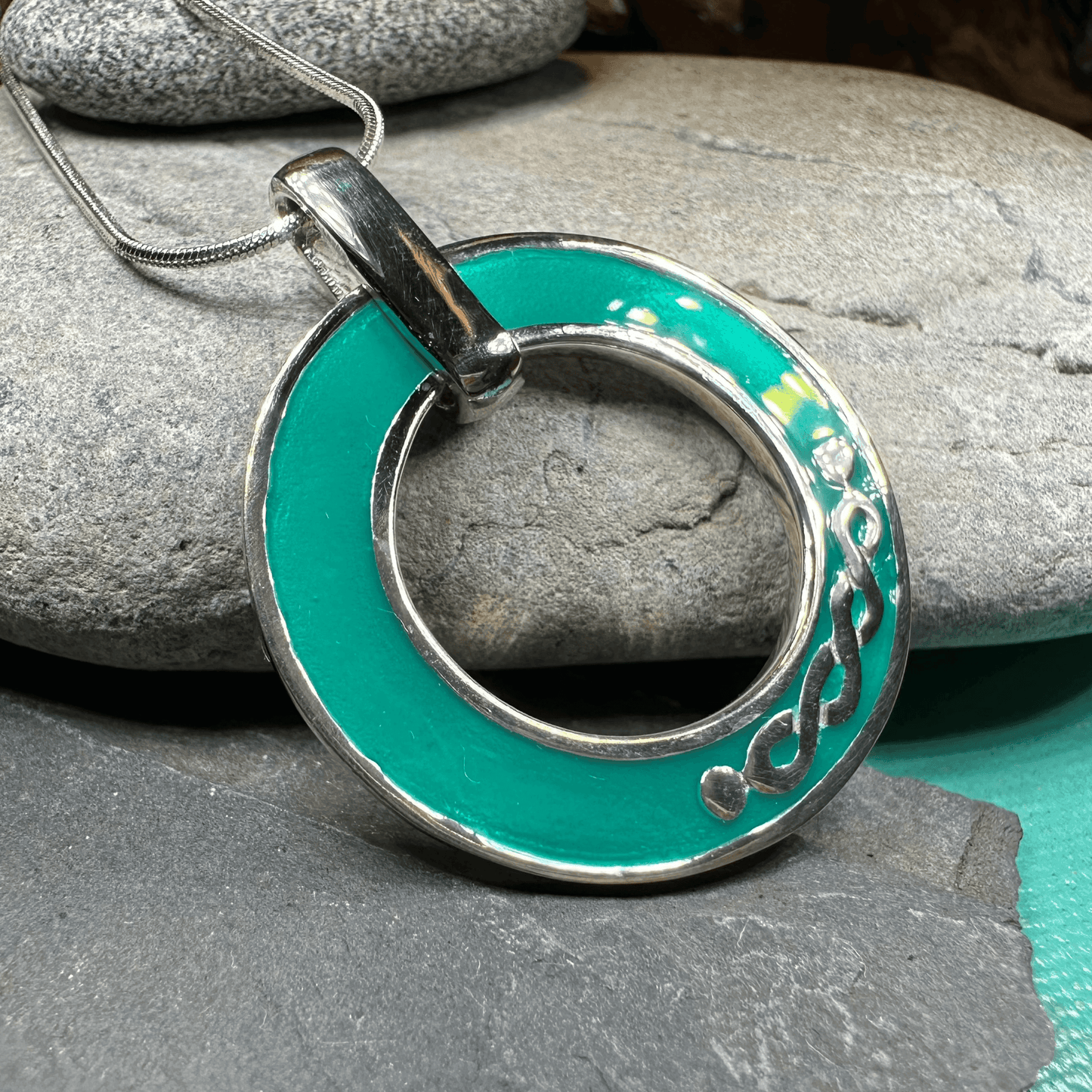 Seaside Celtic Knot Necklace - 18