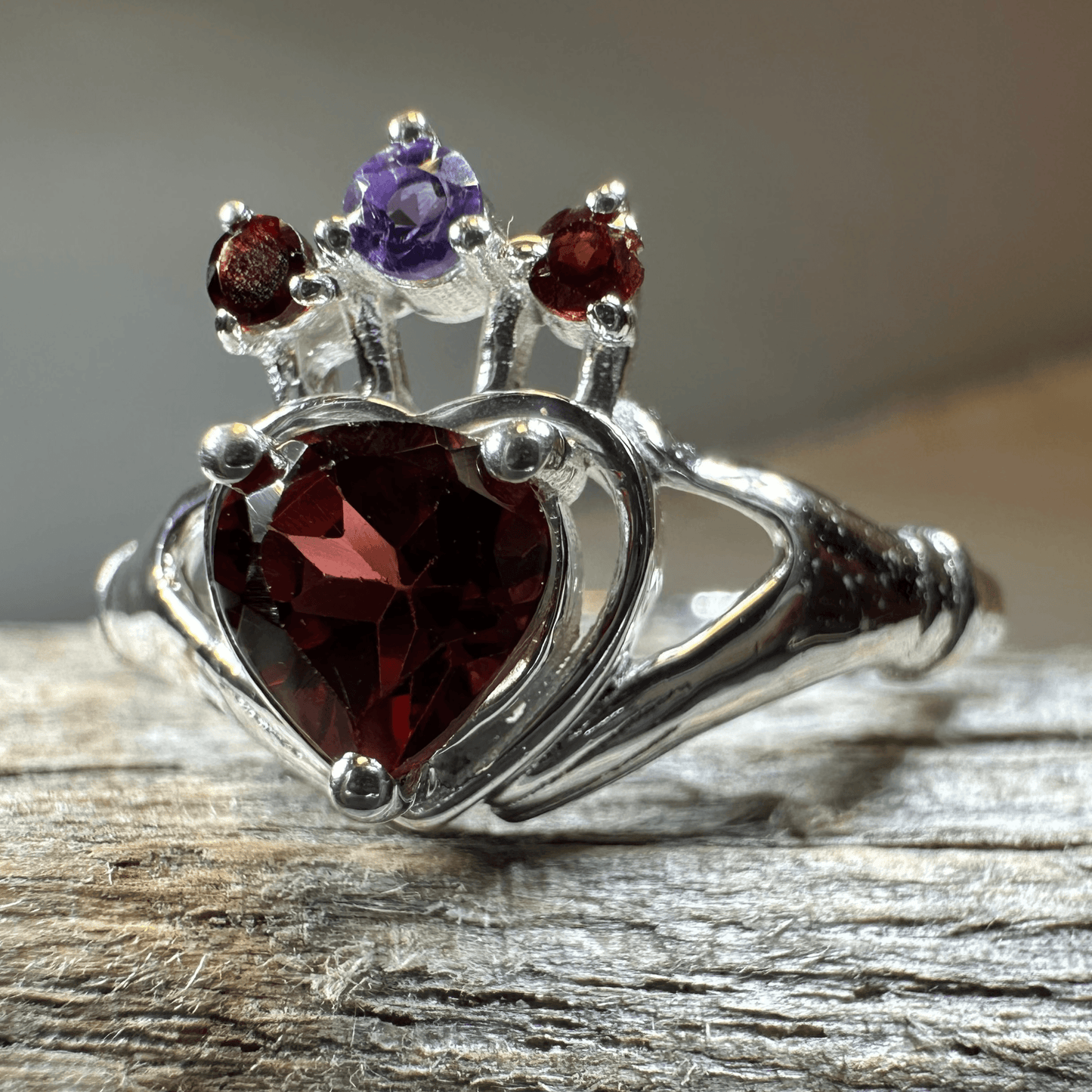 Royal Garnet Claddagh Ring - 5