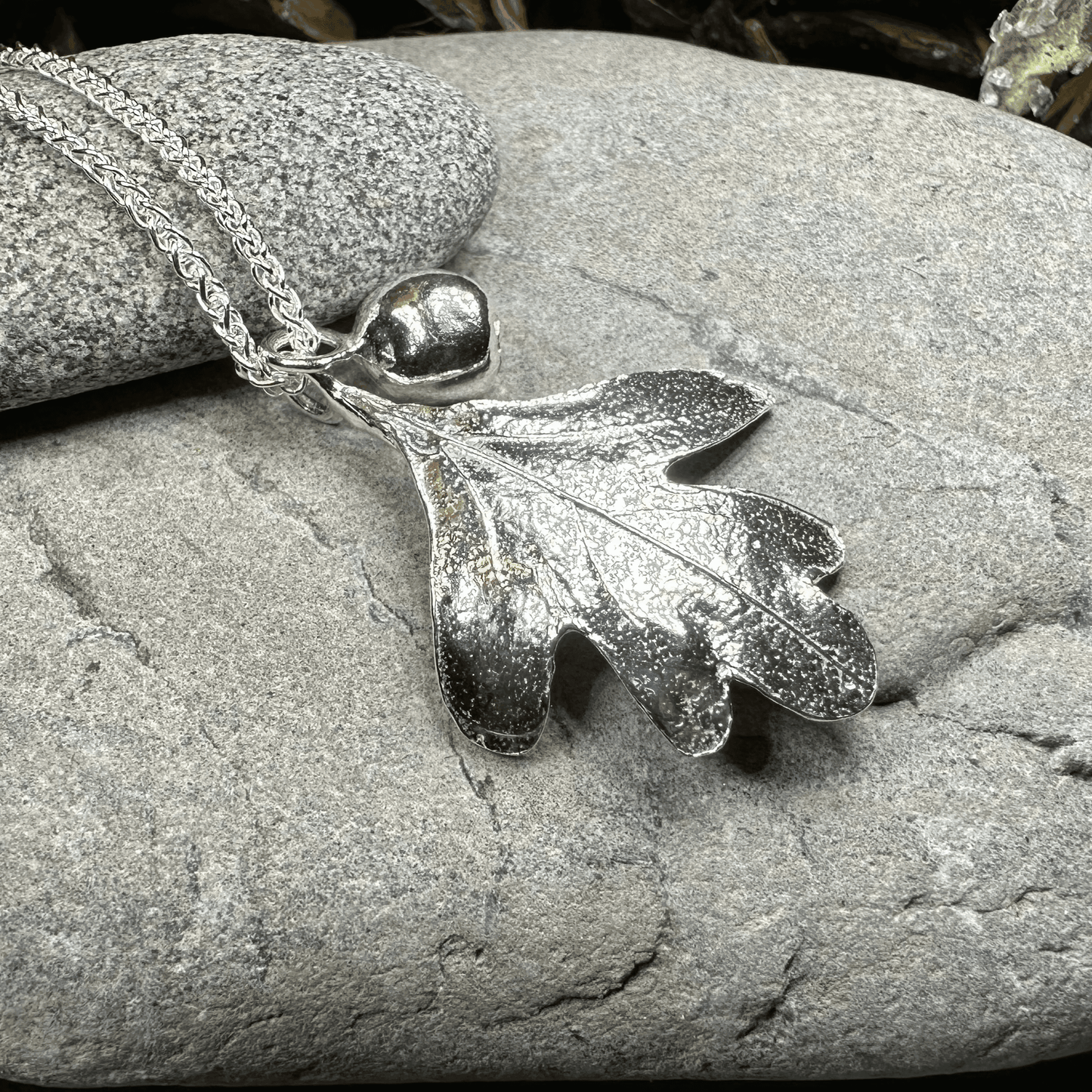 Fairy Tree Hawthorn Leaf Necklace - 18