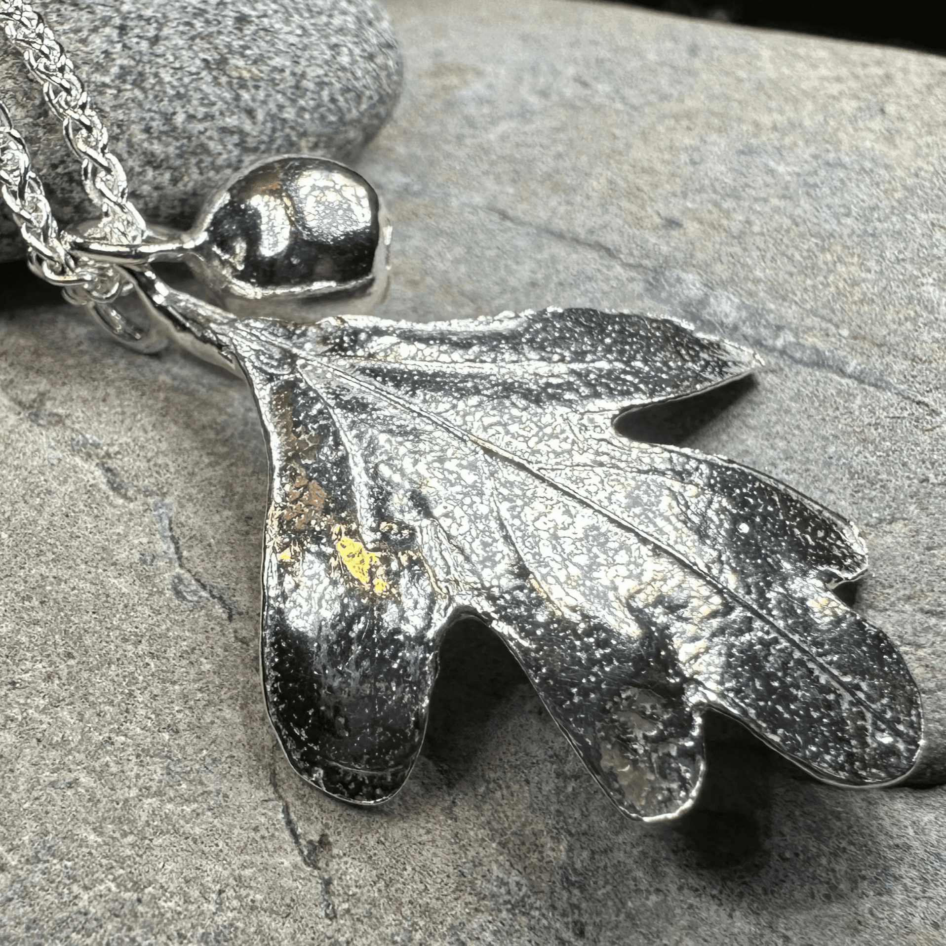 Fairy Tree Hawthorn Leaf Necklace - 18