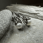Trinity Knot Pearl Post Earring - Sterling silver