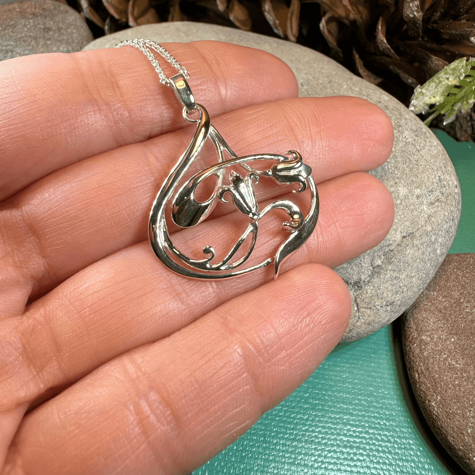 Bluebell Art Deco Necklace - 18