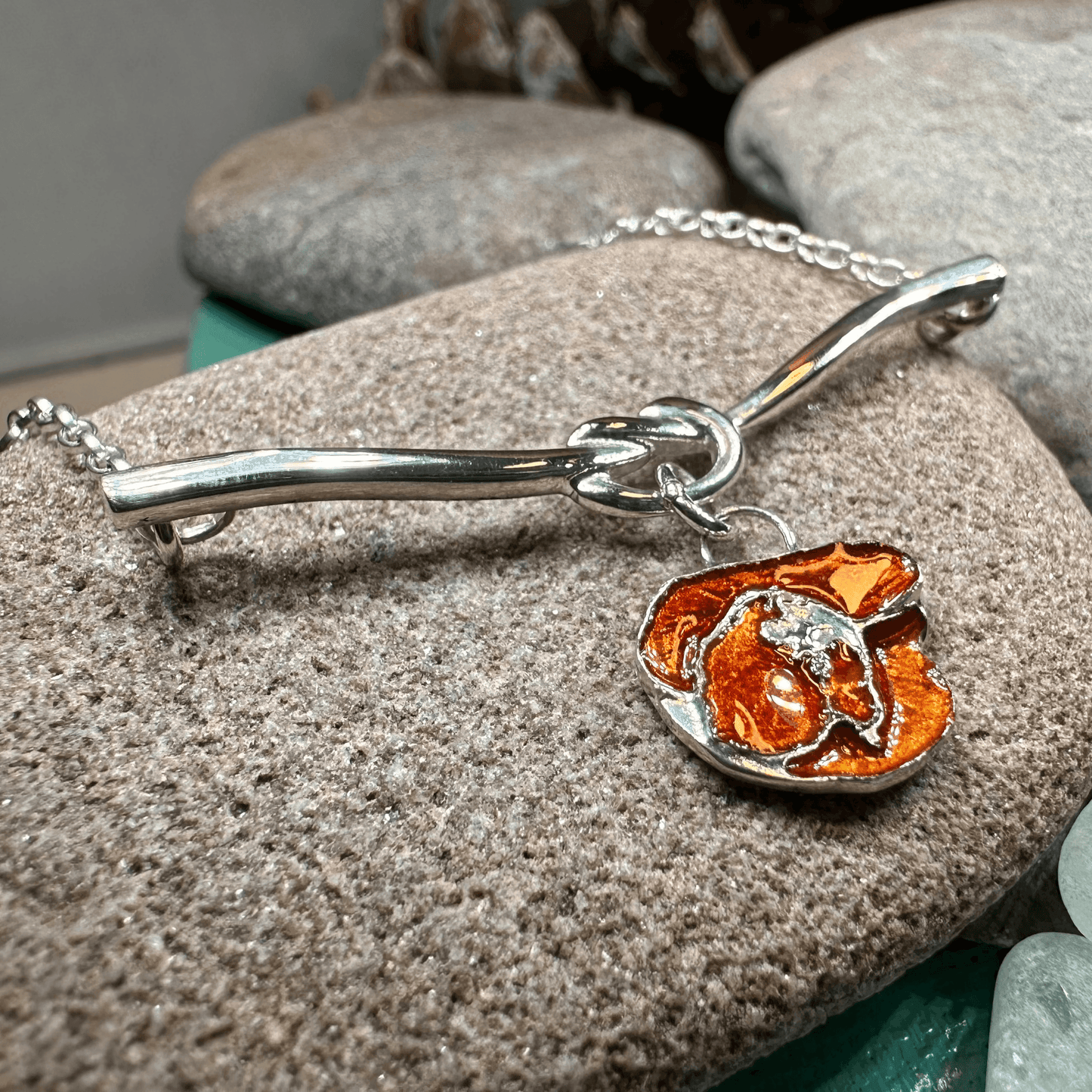 Poppy Flower Necklace - 18