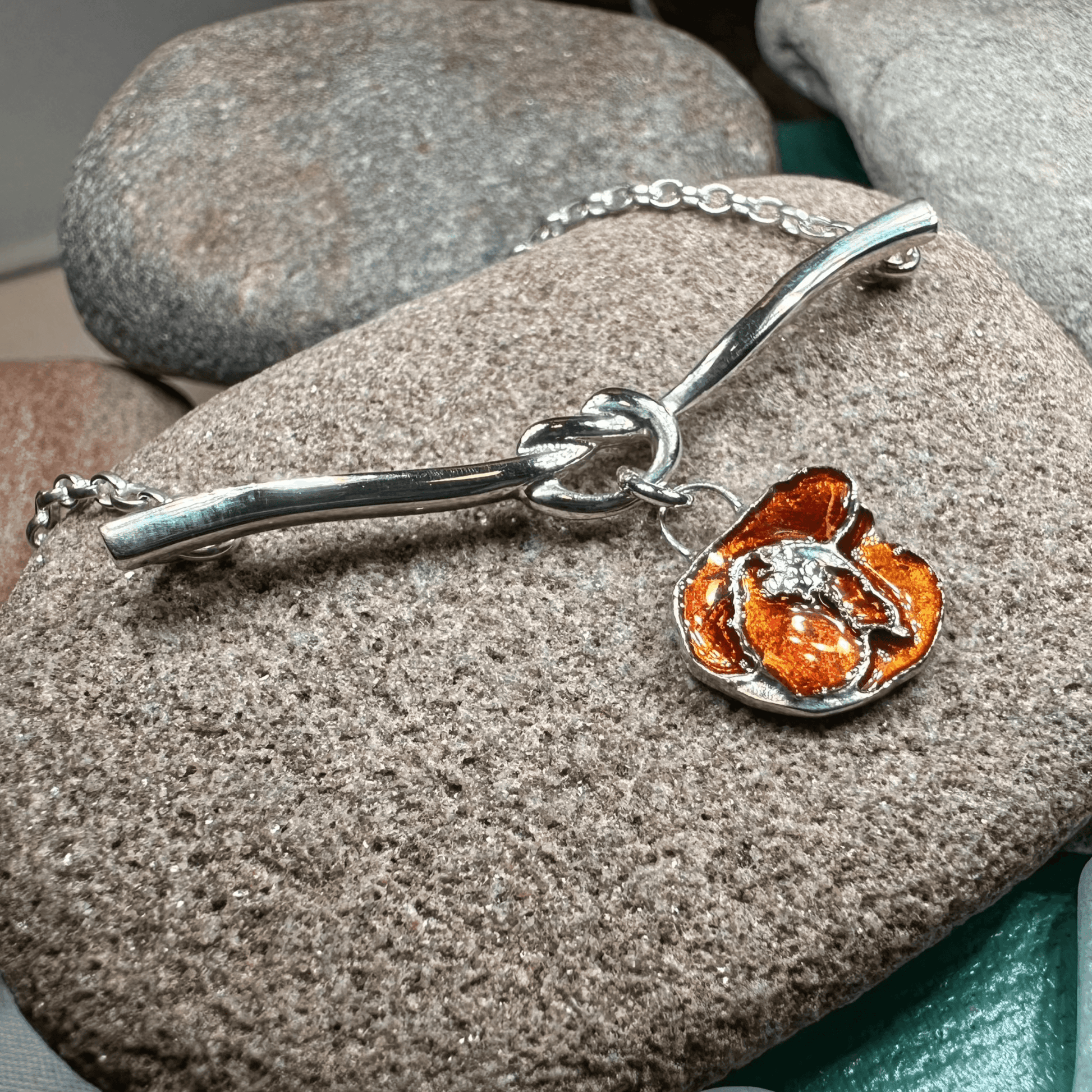 Poppy Flower Necklace - 18