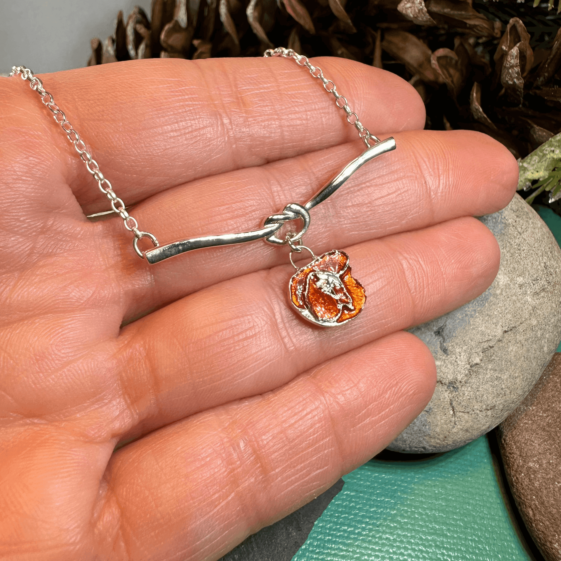 Poppy Flower Necklace - 18