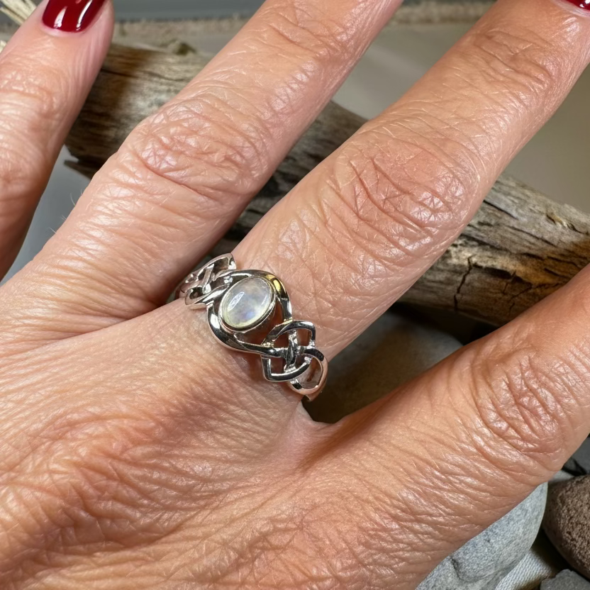Mina Celtic Knot Ring