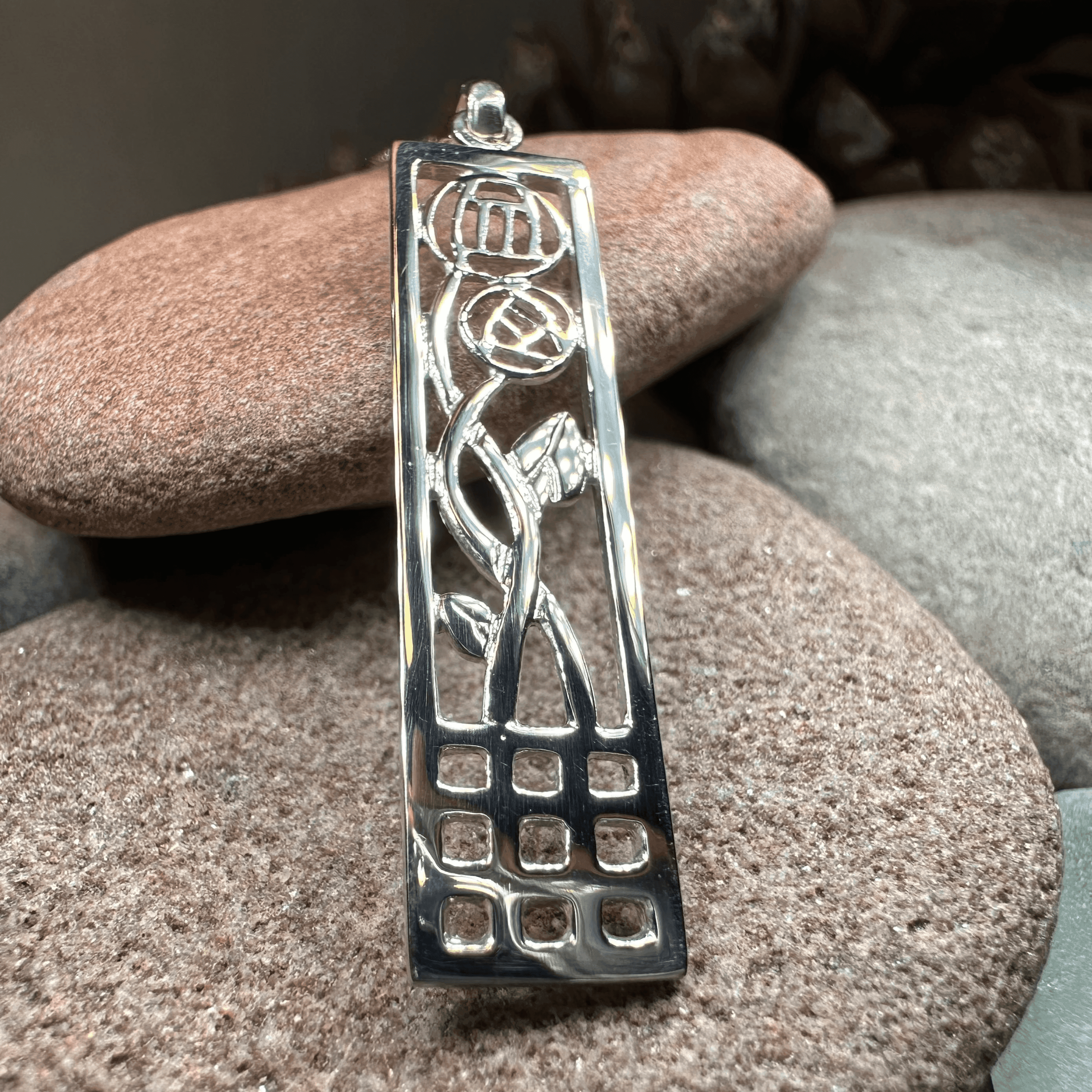 Mackintosh Two Roses Necklace - 18