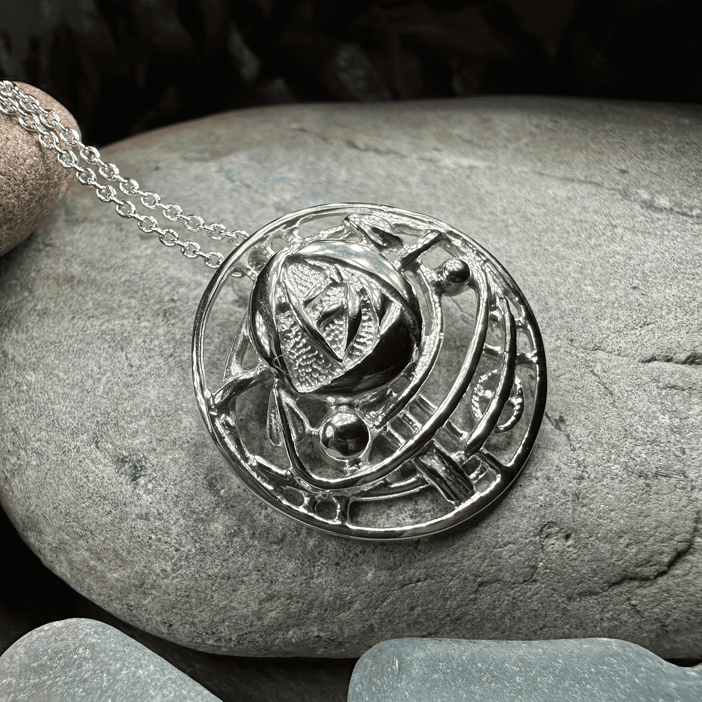 Mackintosh Eternal Rose Necklace - 18