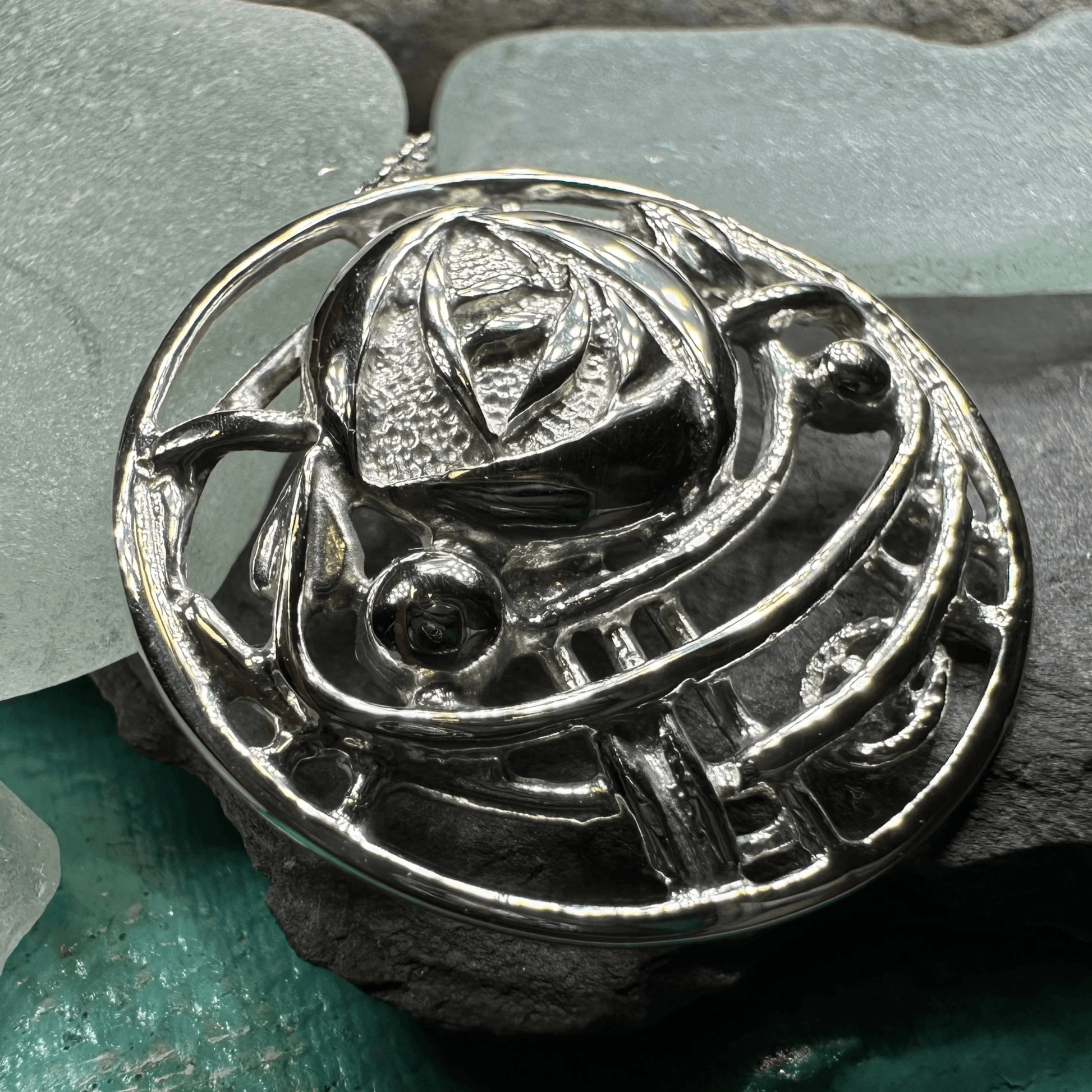 Mackintosh Eternal Rose Necklace - 18