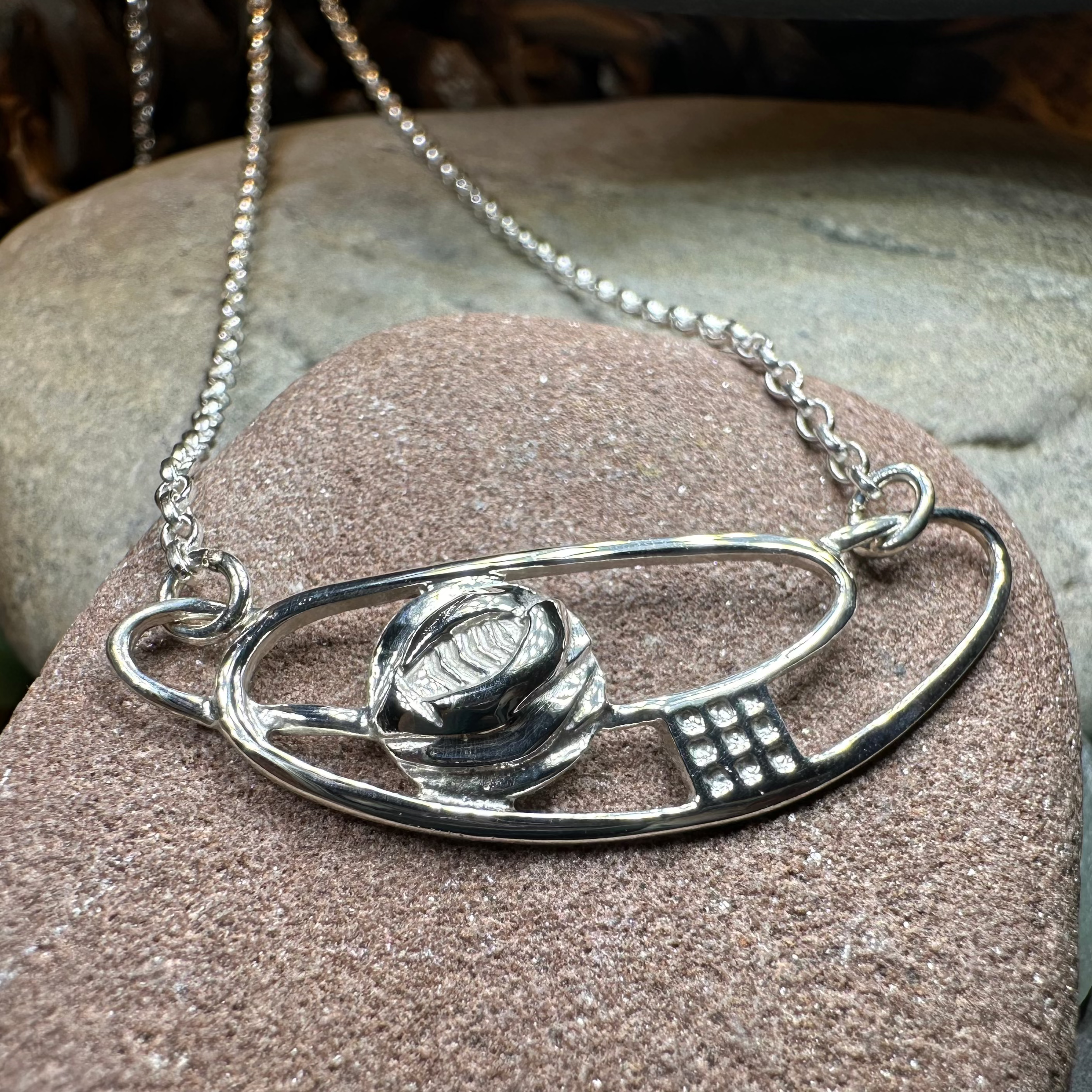 Mackintosh Rose Necklace
