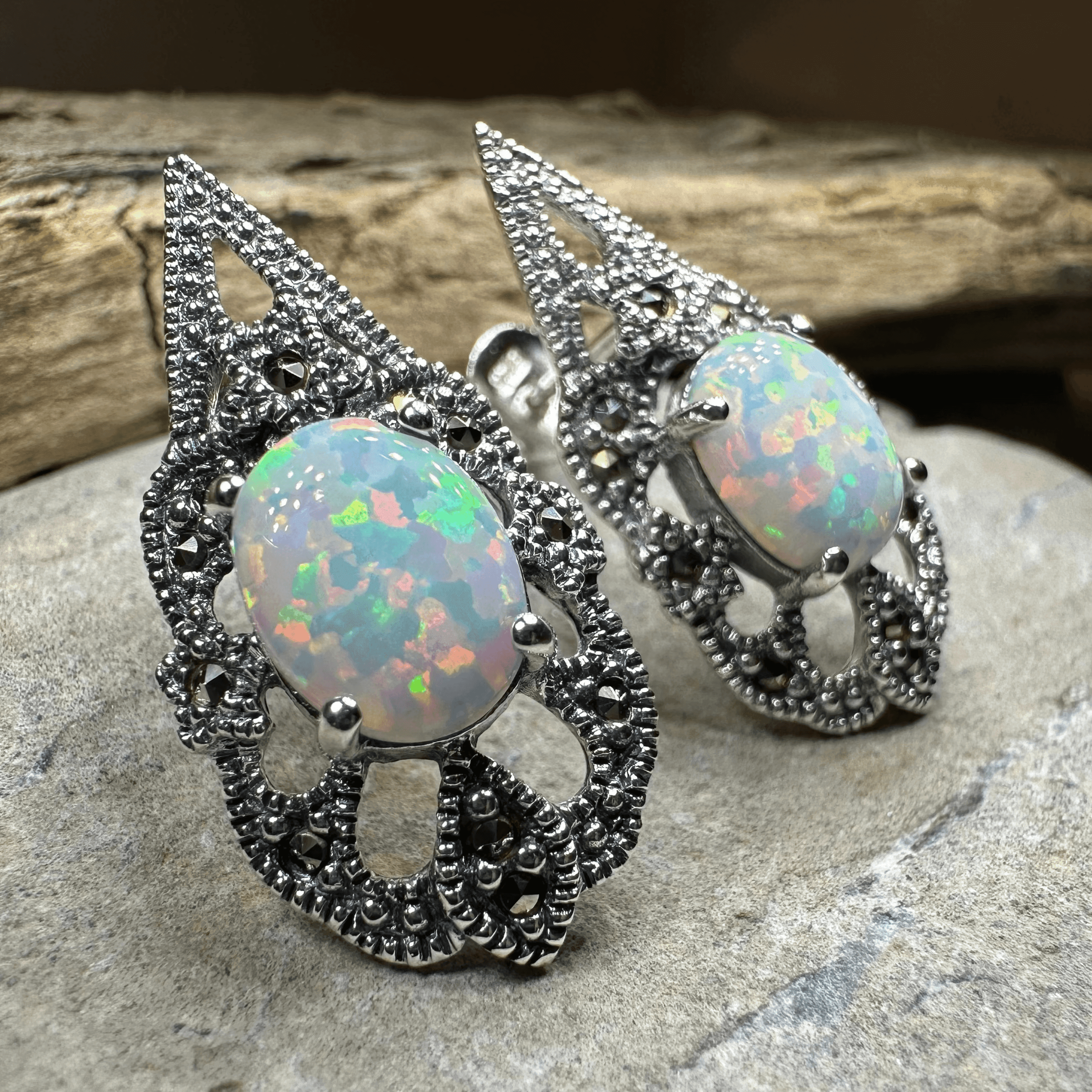 Love Knot Amethyst Earrings - 