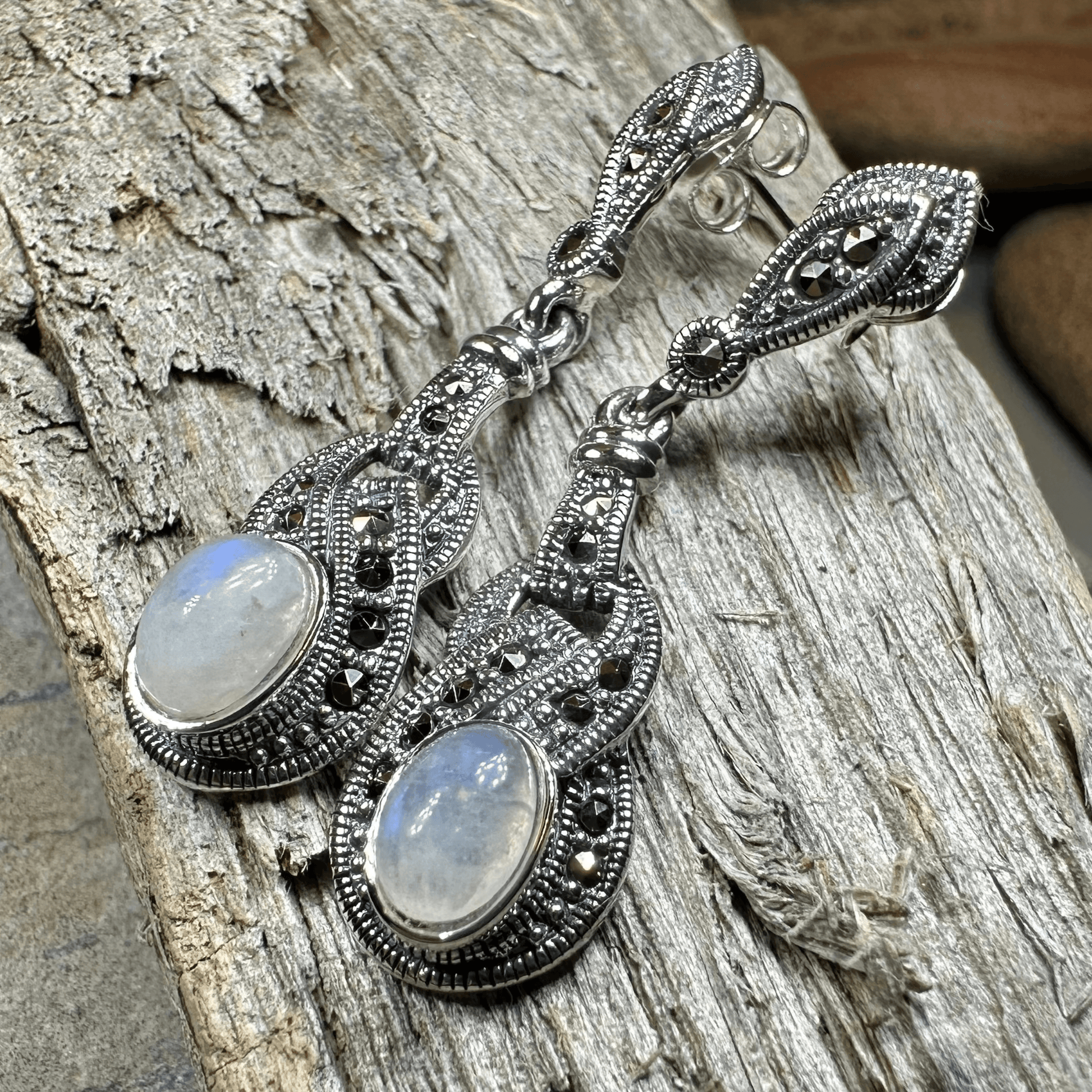Maeve Celtic Knot Earrings - Moonstone