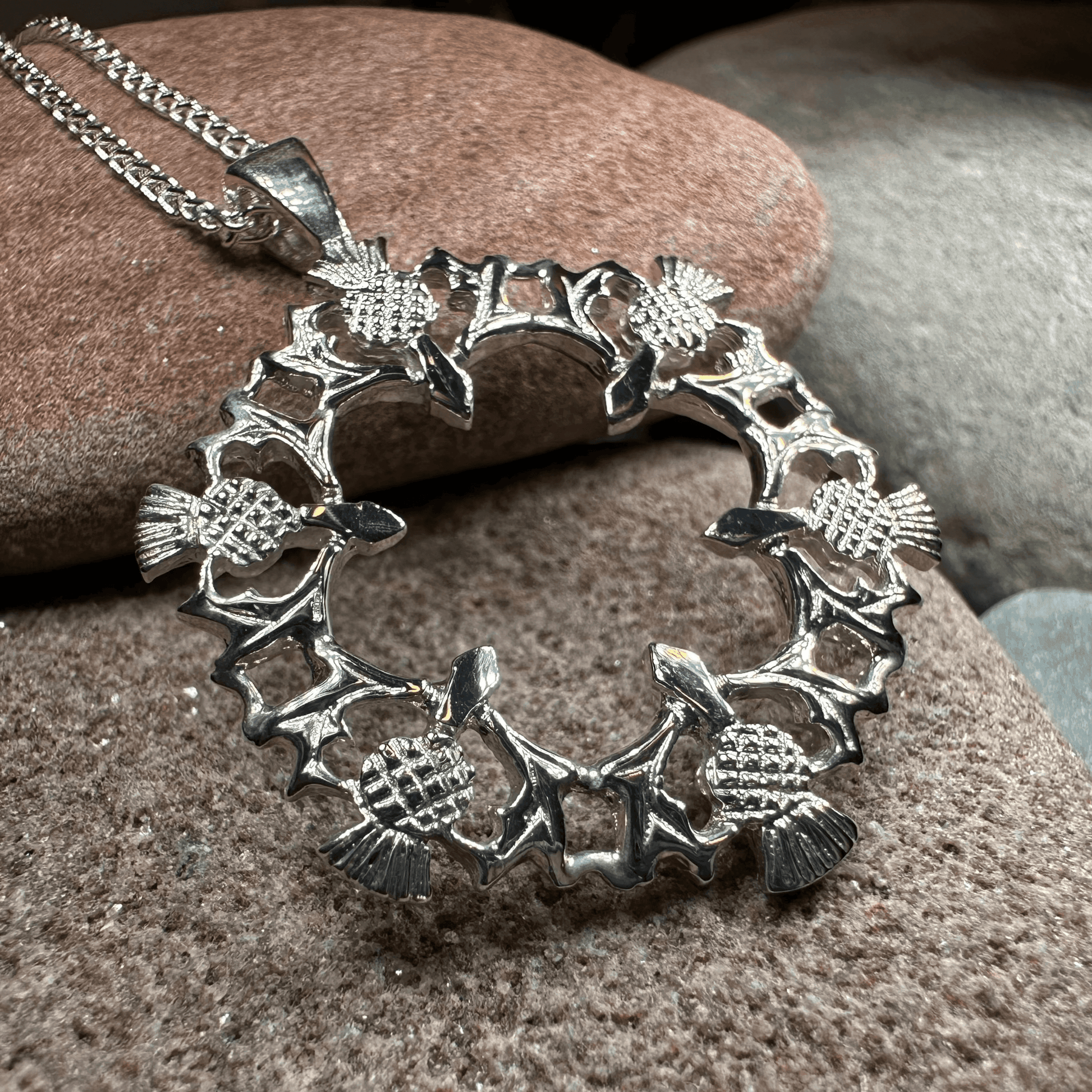 Thistle Wreath Necklace - 18