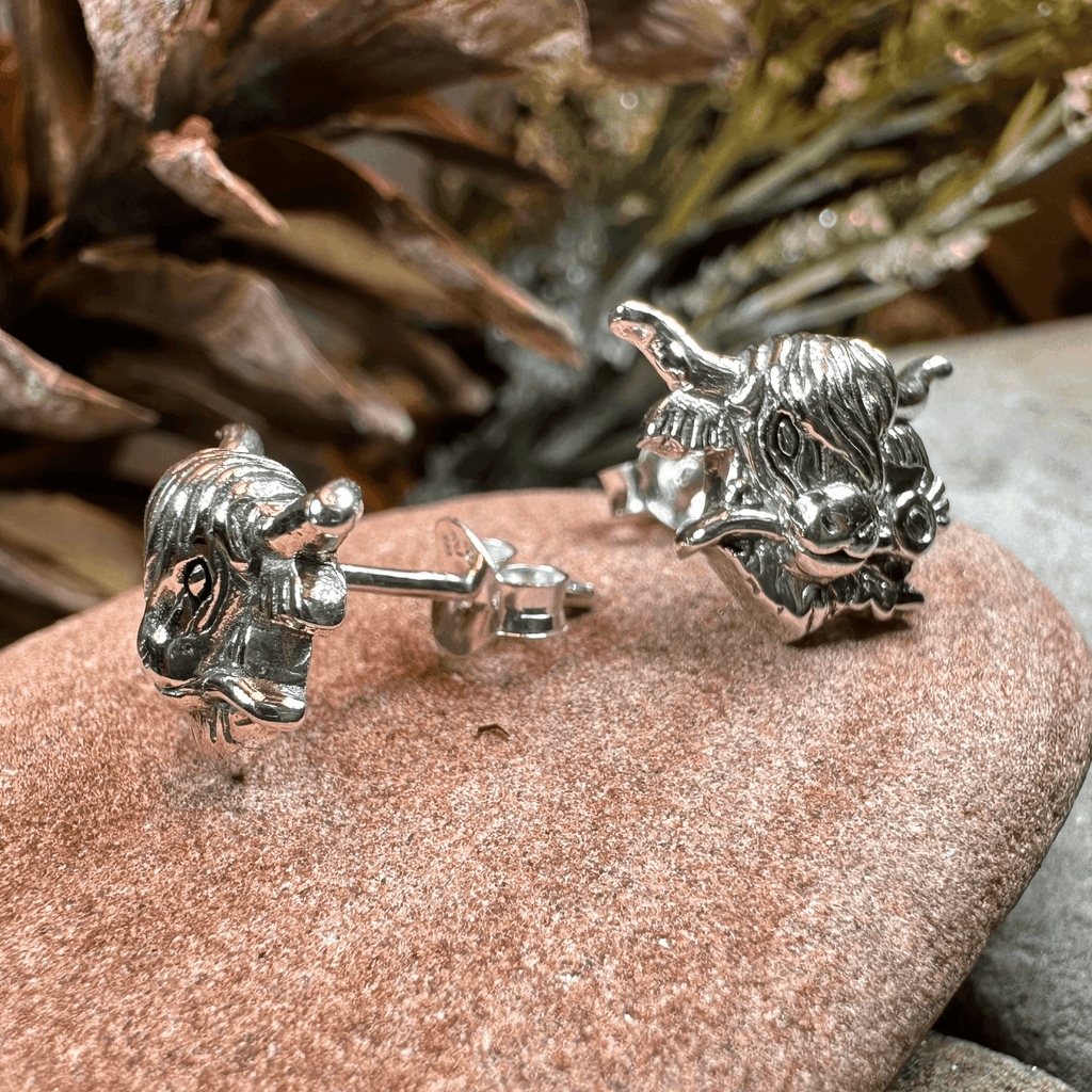 Highland Cow Earrings - 