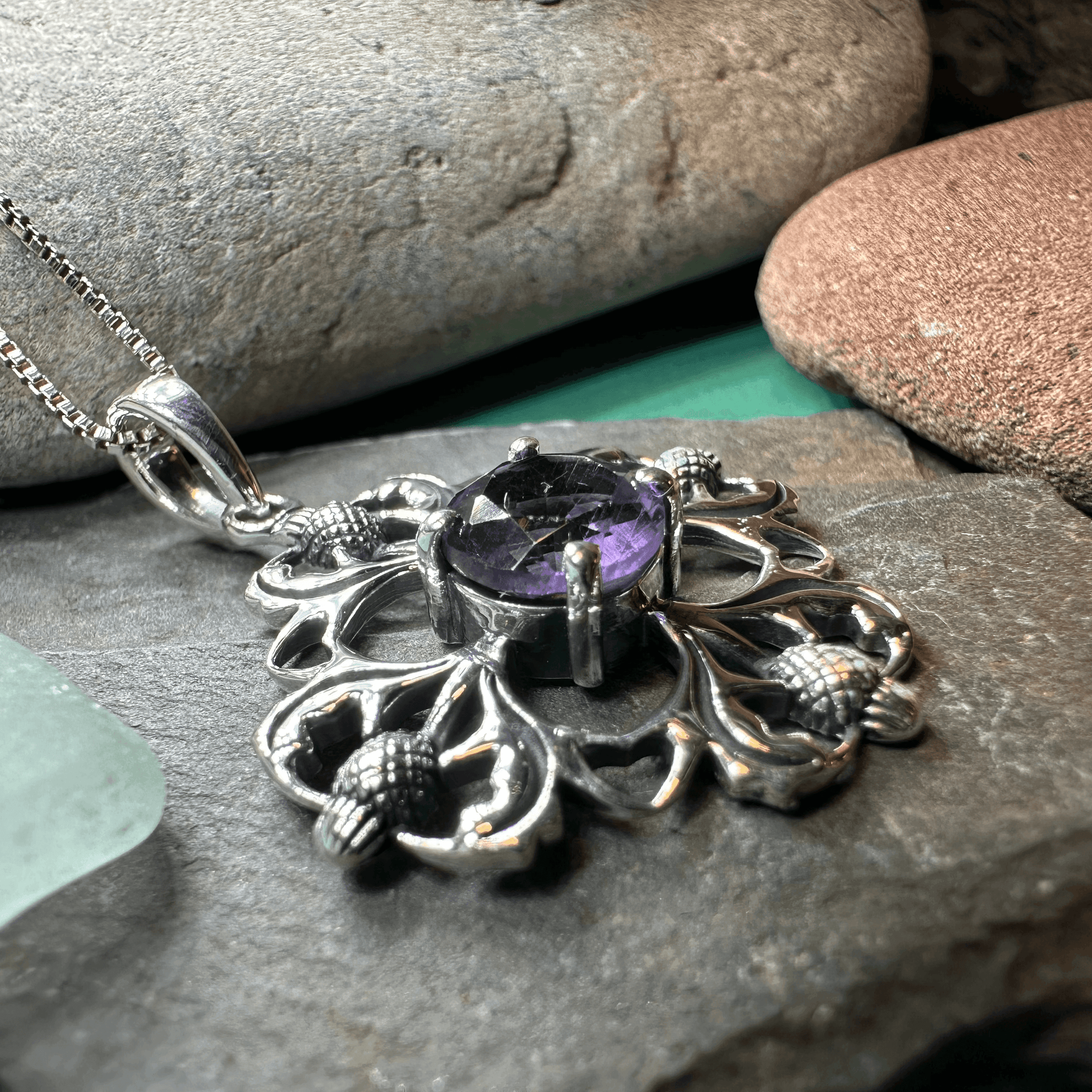 Dolina Thistle Necklace - 18