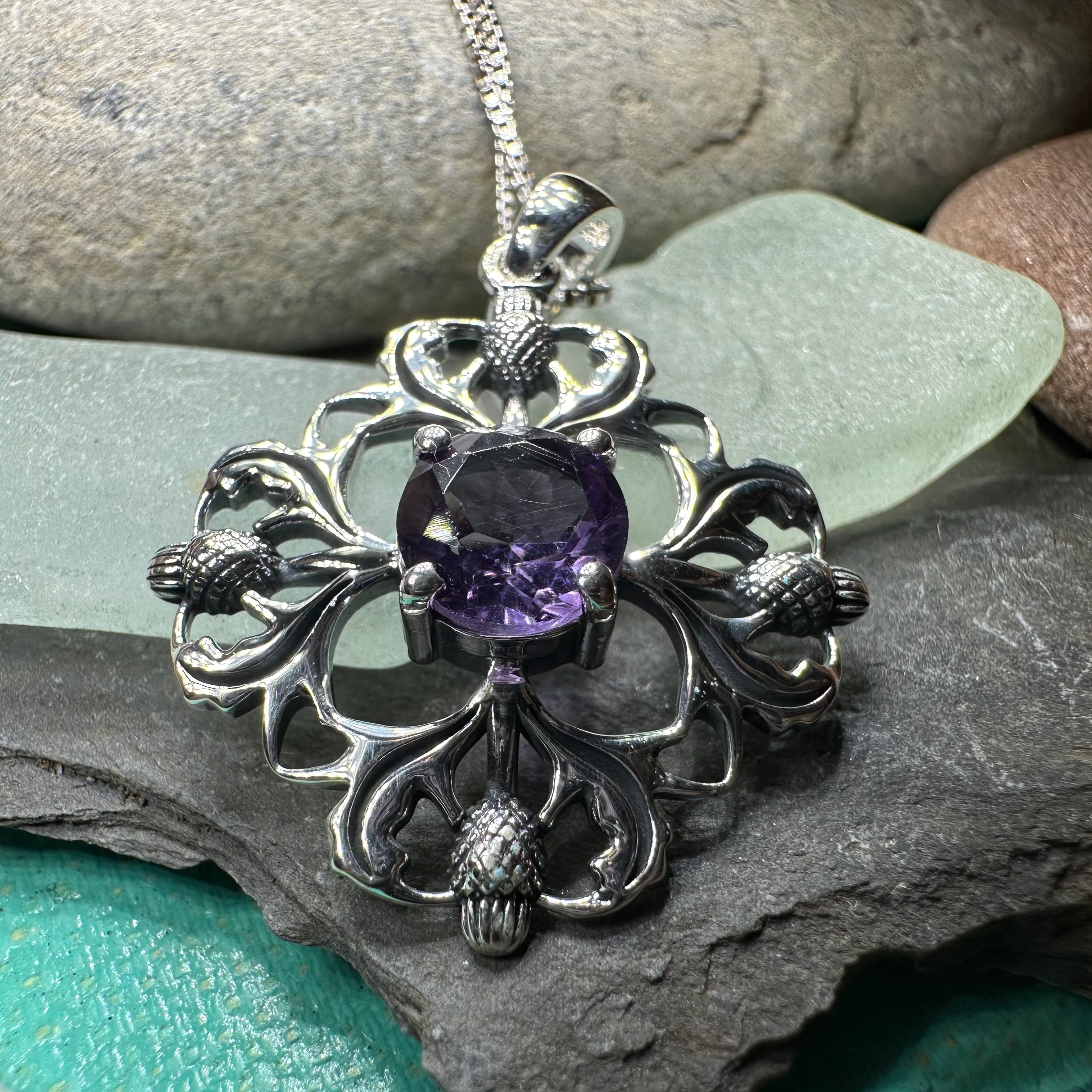Dolina Thistle Necklace