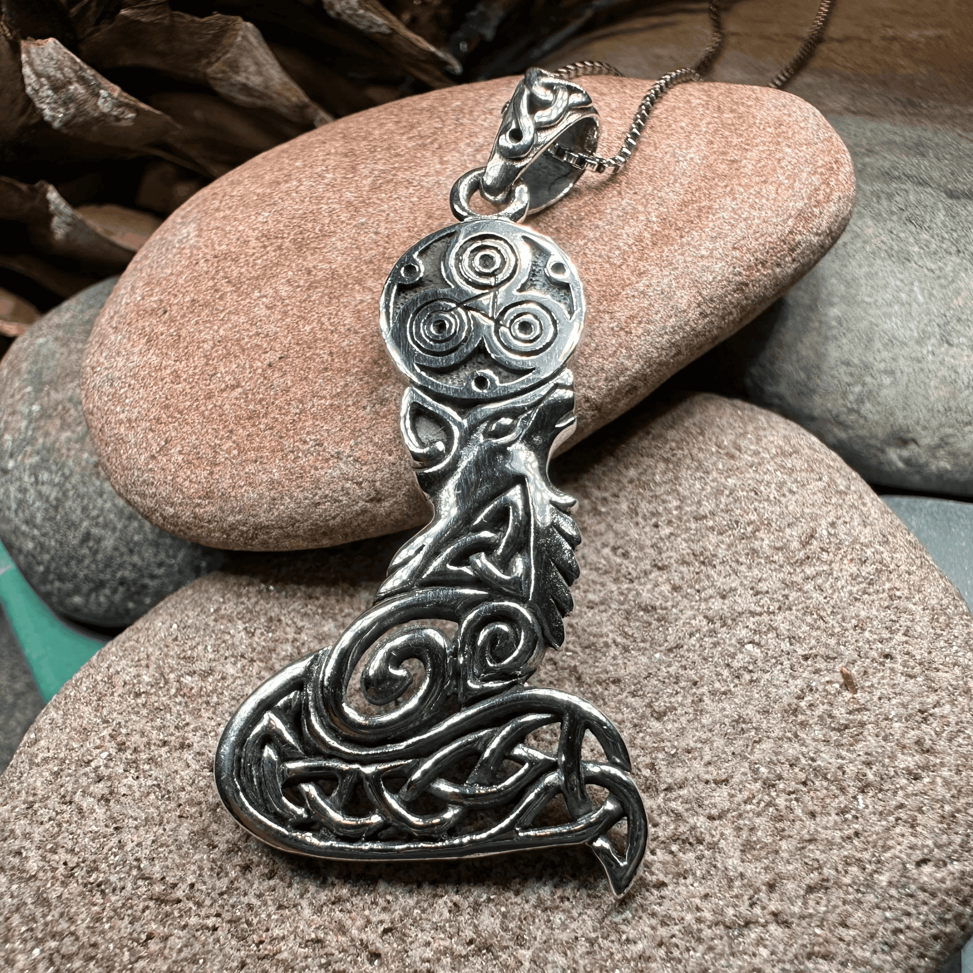 Celtic Forest Fox Necklace - 18