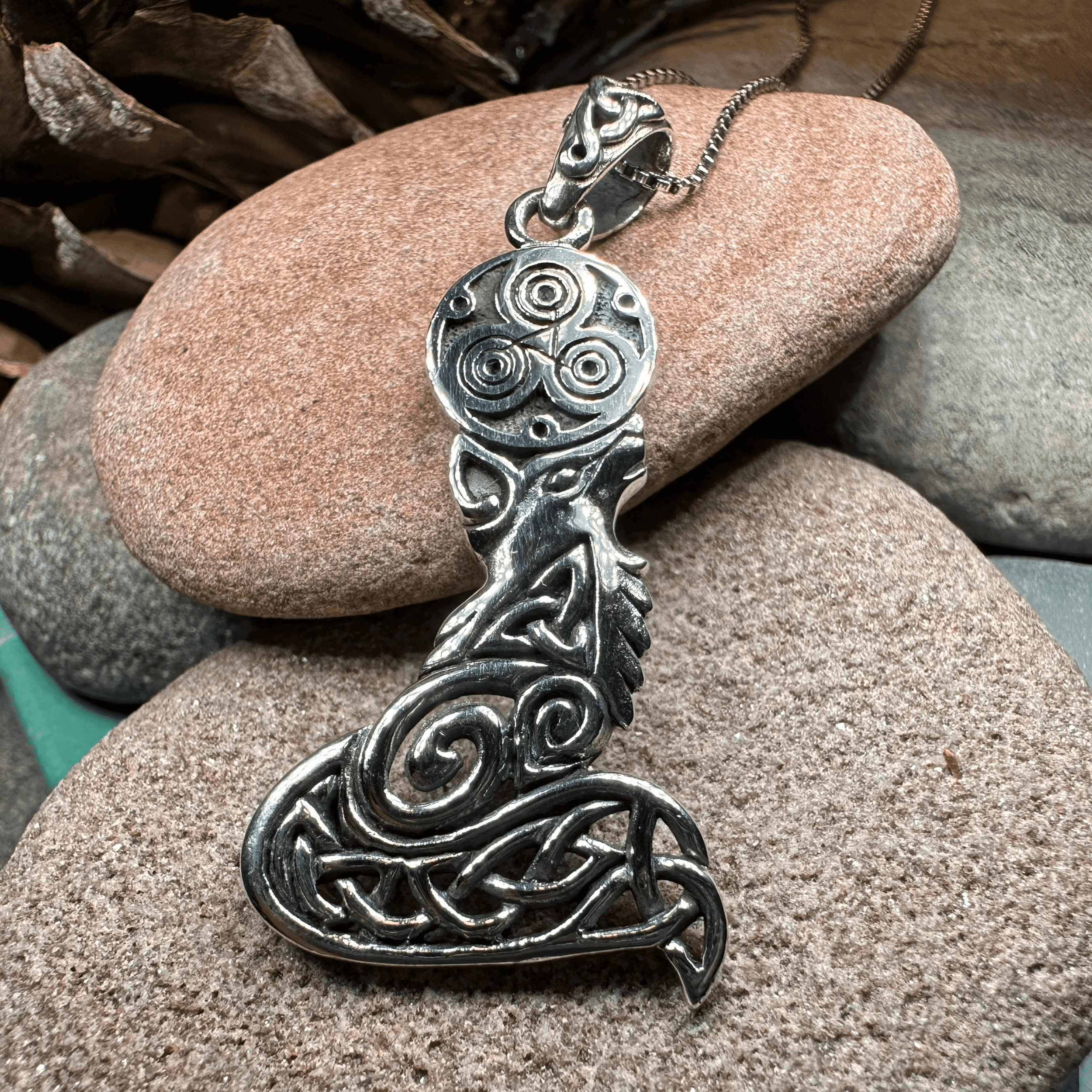 Celtic Forest Fox Necklace - 18