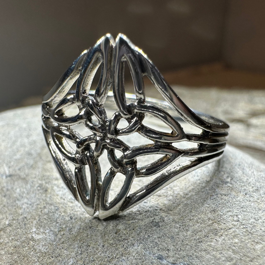 Lucinda Celtic Knot Ring