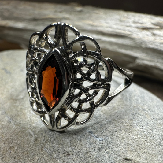Leanna Celtic Knot Ring