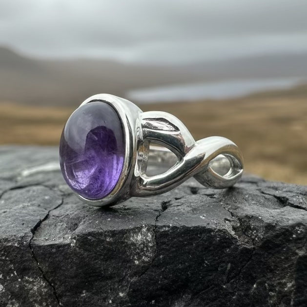 Marianne Celtic Knot Ring