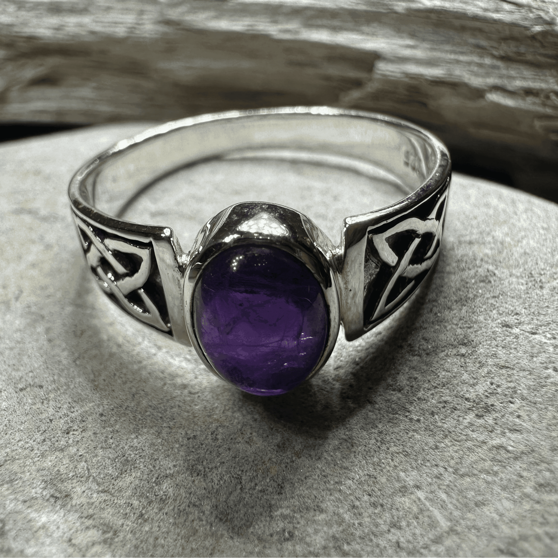 Syra Celtic Knot Ring - 5 / Amethyst