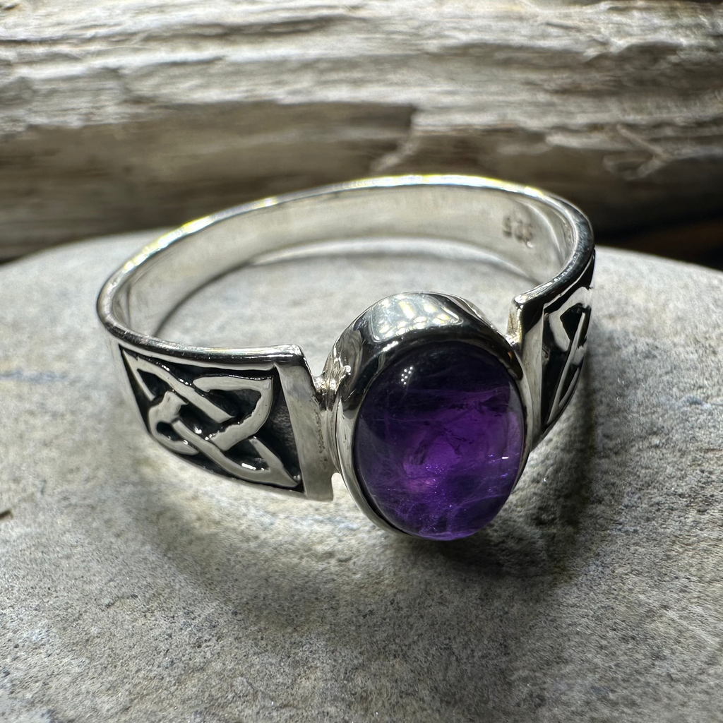 Syra Celtic Knot Ring