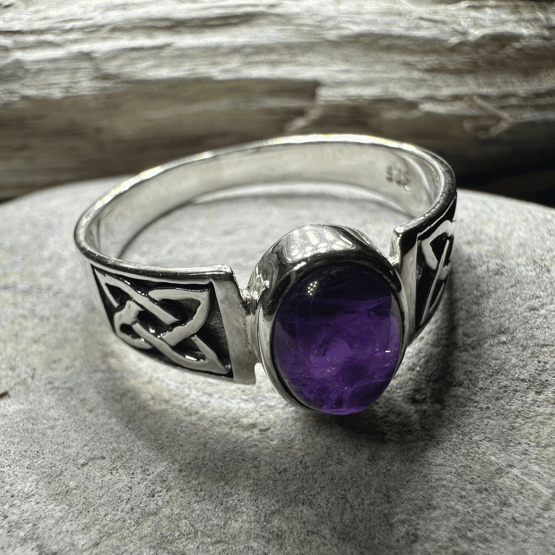 Syra Celtic Knot Ring - 5 / Amethyst