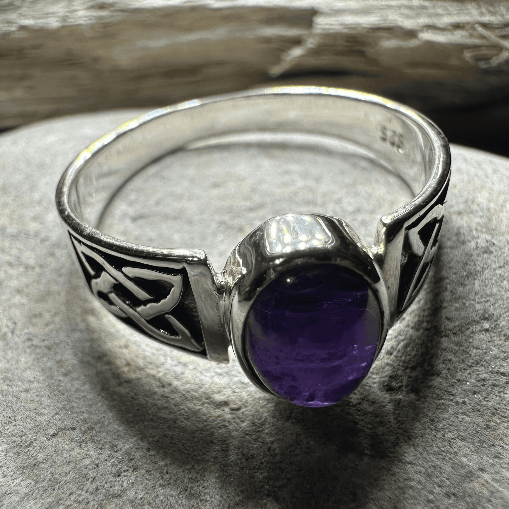 Syra Celtic Knot Ring - 5 / Amethyst