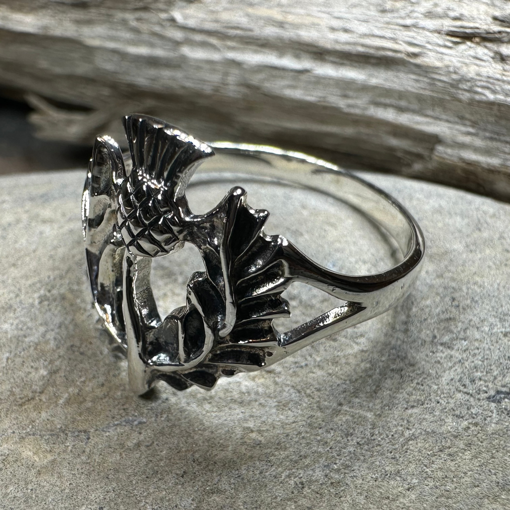Finovan Thistle Ring