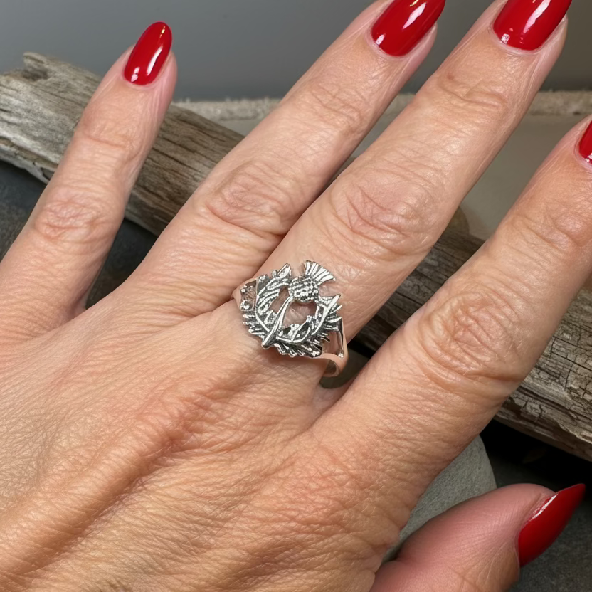 Finovan Thistle Ring