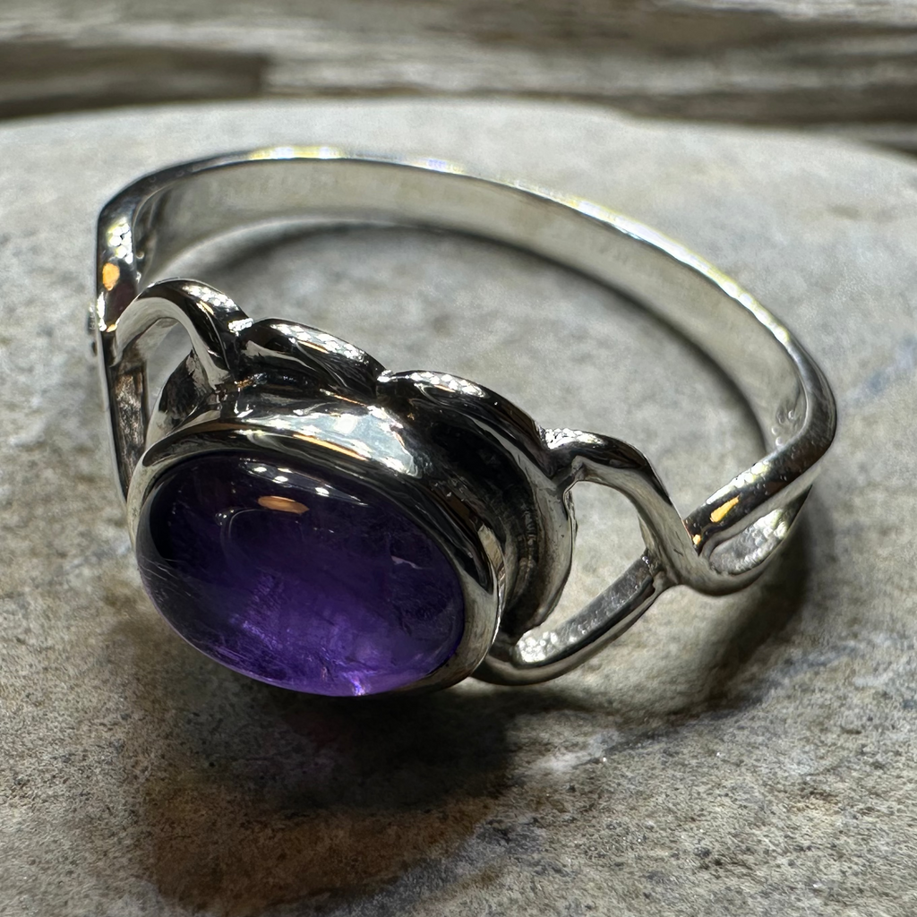 Felicia Celtic Knot Ring
