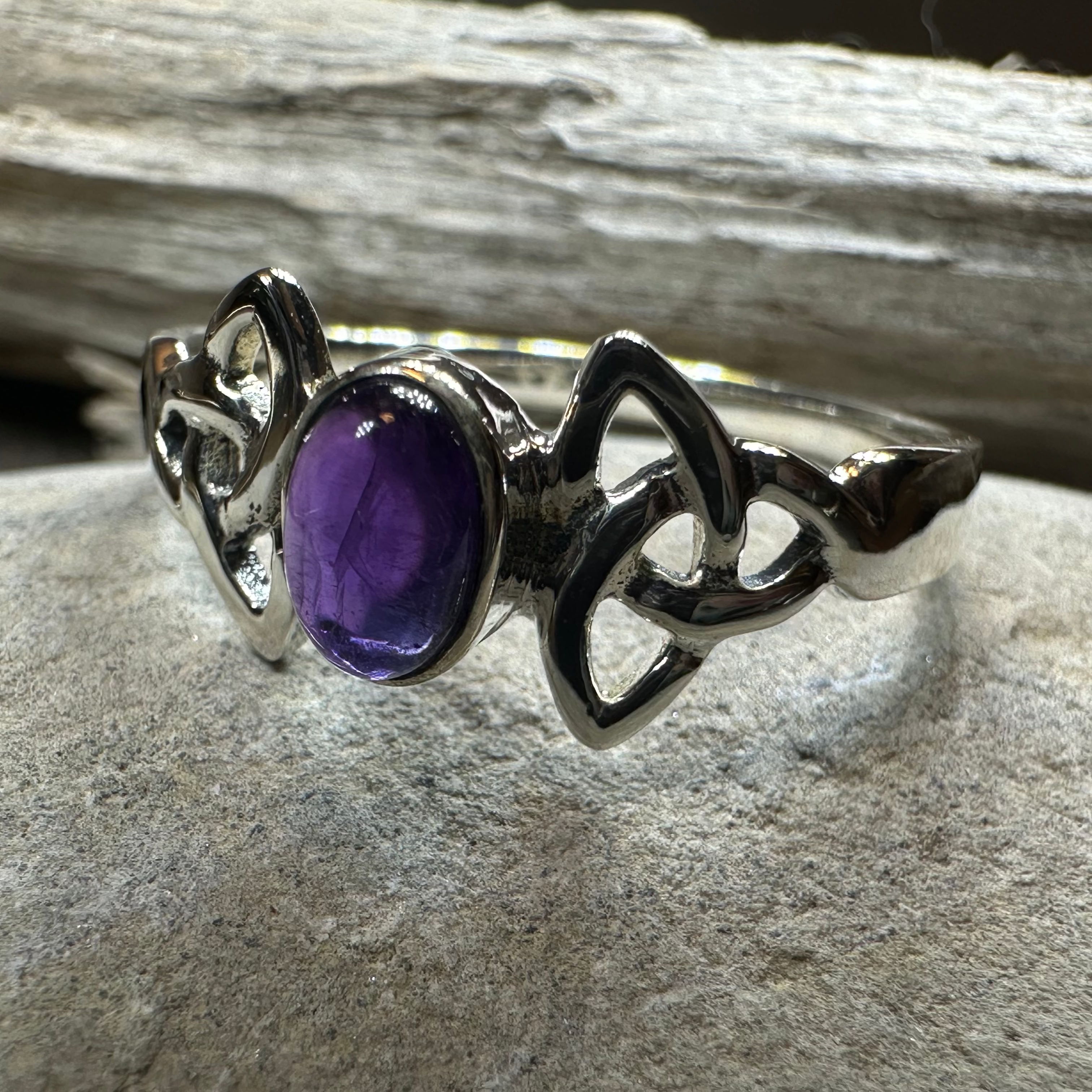Rori Trinity Knot Ring
